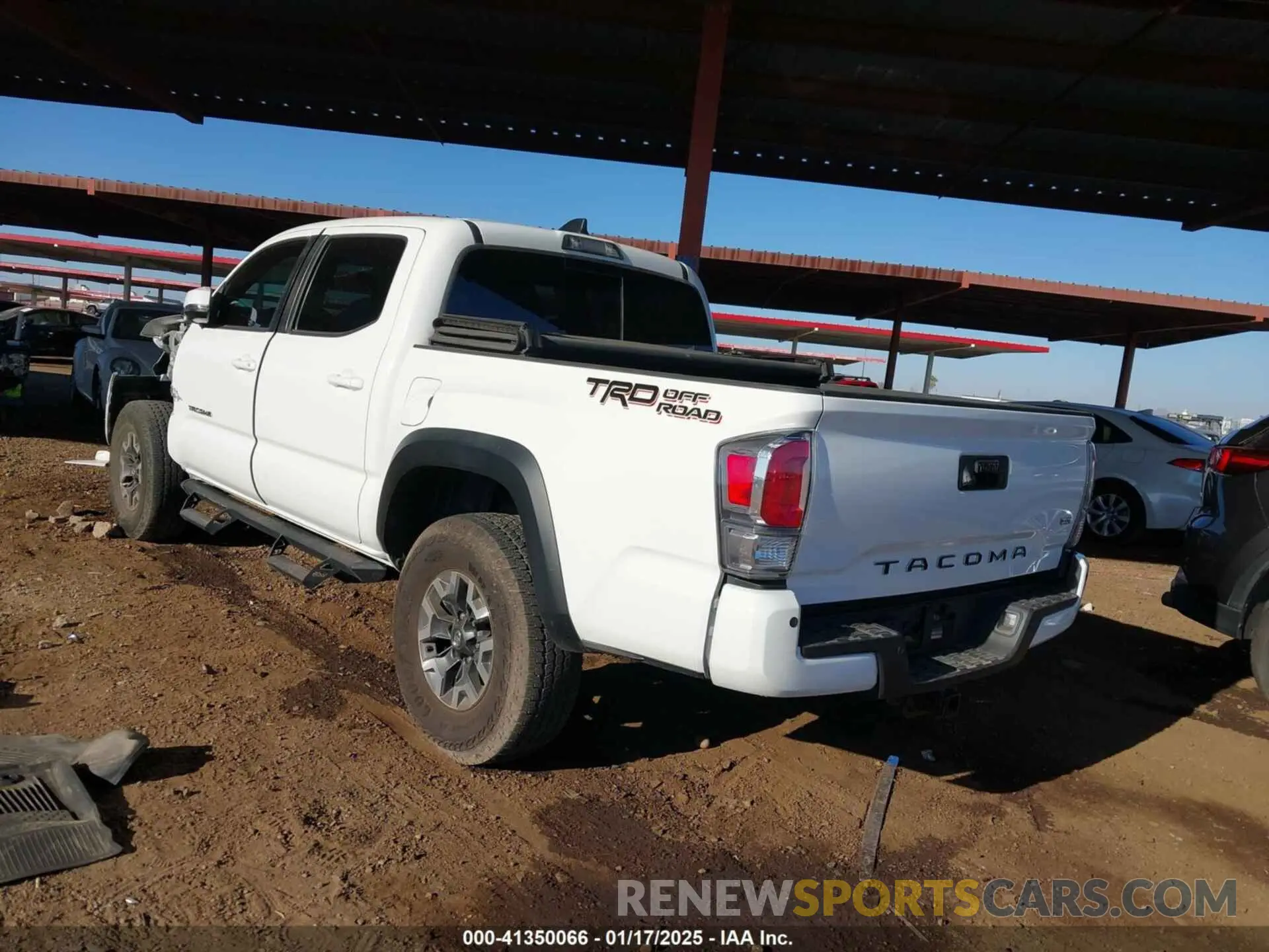 3 fotografías del automóvil dañado 3TMAZ5CN7MM153055 TOYOTA TACOMA 2021