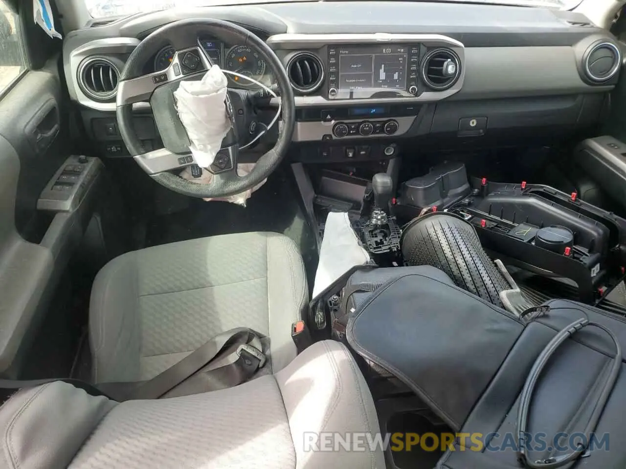 8 fotografías del automóvil dañado 3TMAZ5CN7MM158482 TOYOTA TACOMA 2021