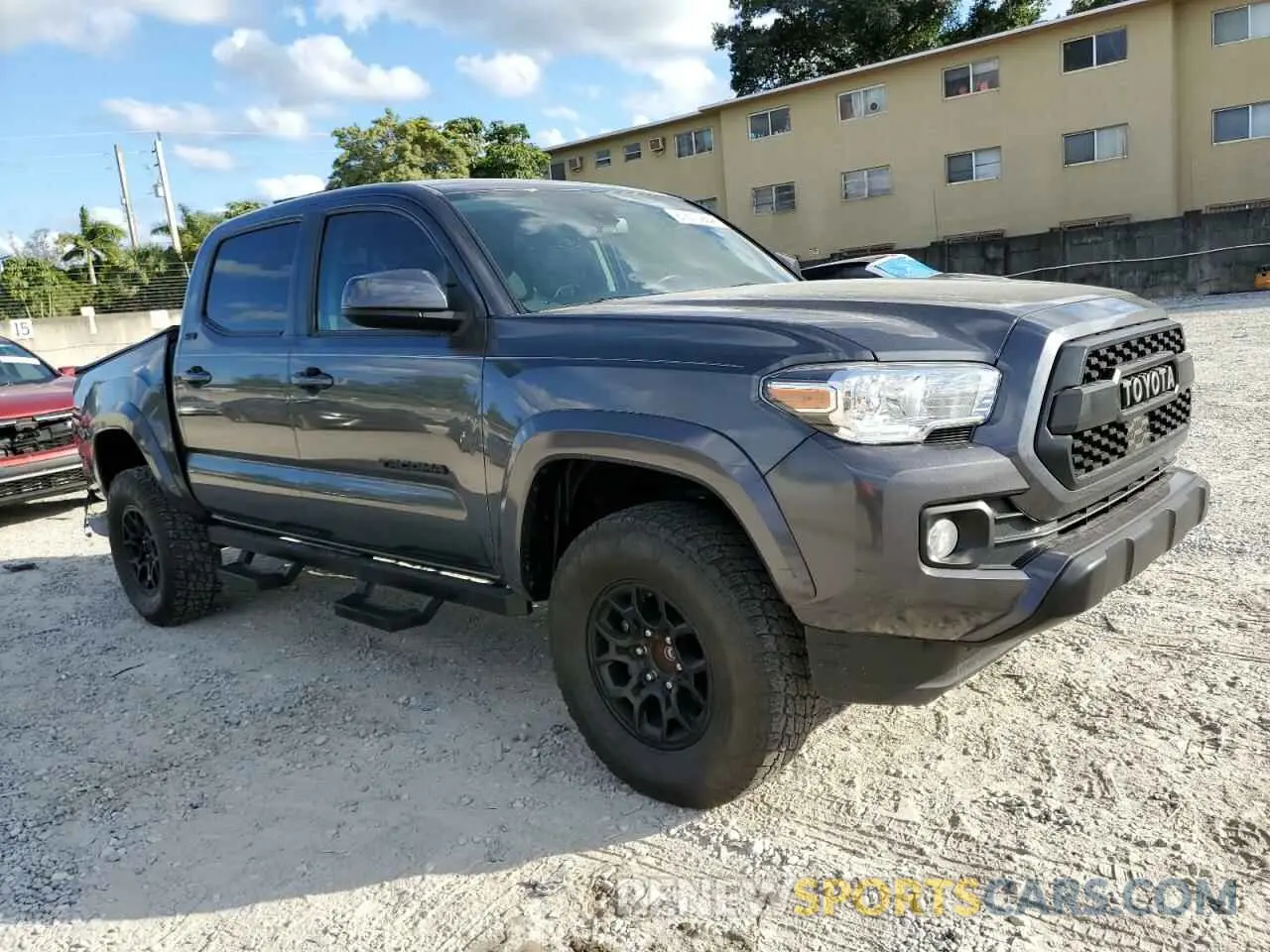 4 fotografías del automóvil dañado 3TMAZ5CN7MM159969 TOYOTA TACOMA 2021