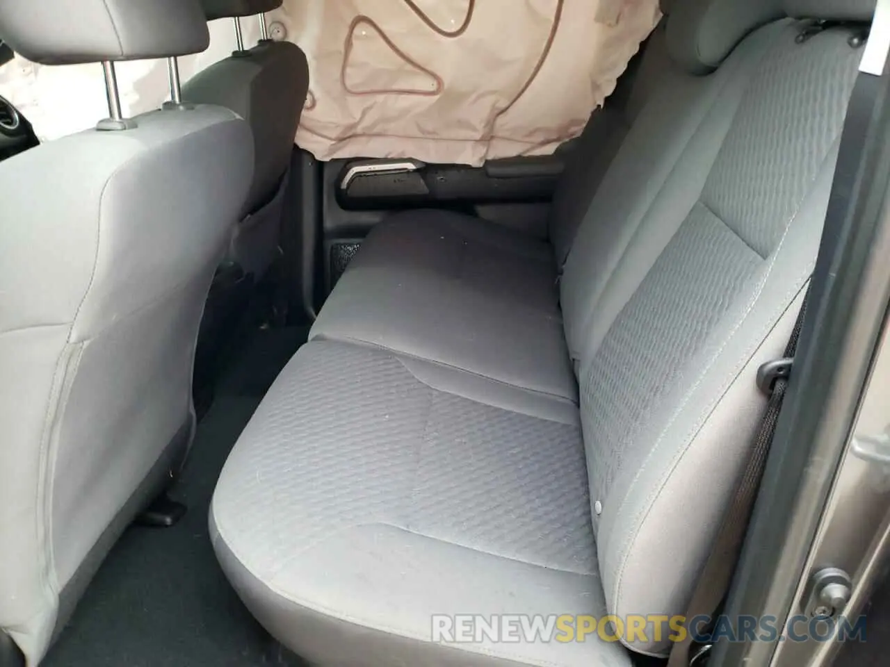 6 fotografías del automóvil dañado 3TMAZ5CN9MM153039 TOYOTA TACOMA 2021