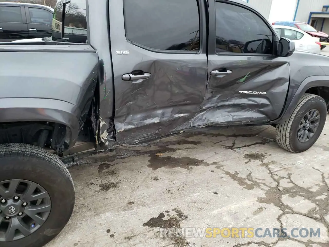 9 fotografías del automóvil dañado 3TMAZ5CN9MM153039 TOYOTA TACOMA 2021
