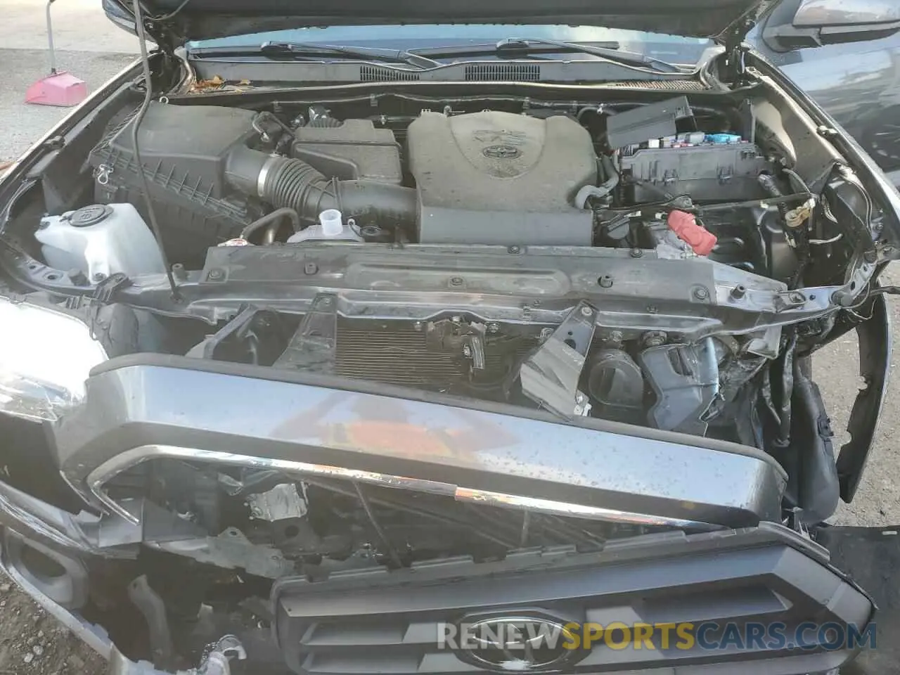12 fotografías del automóvil dañado 3TMAZ5CNXMM156385 TOYOTA TACOMA 2021