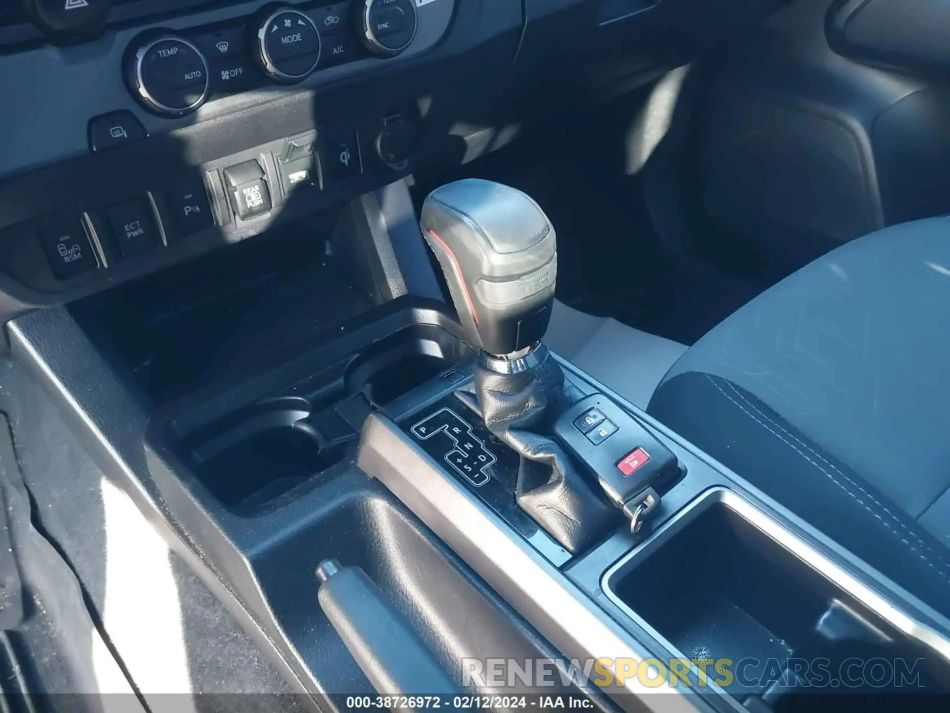11 fotografías del automóvil dañado 3TMBZ5DN1MM031312 TOYOTA TACOMA 2021