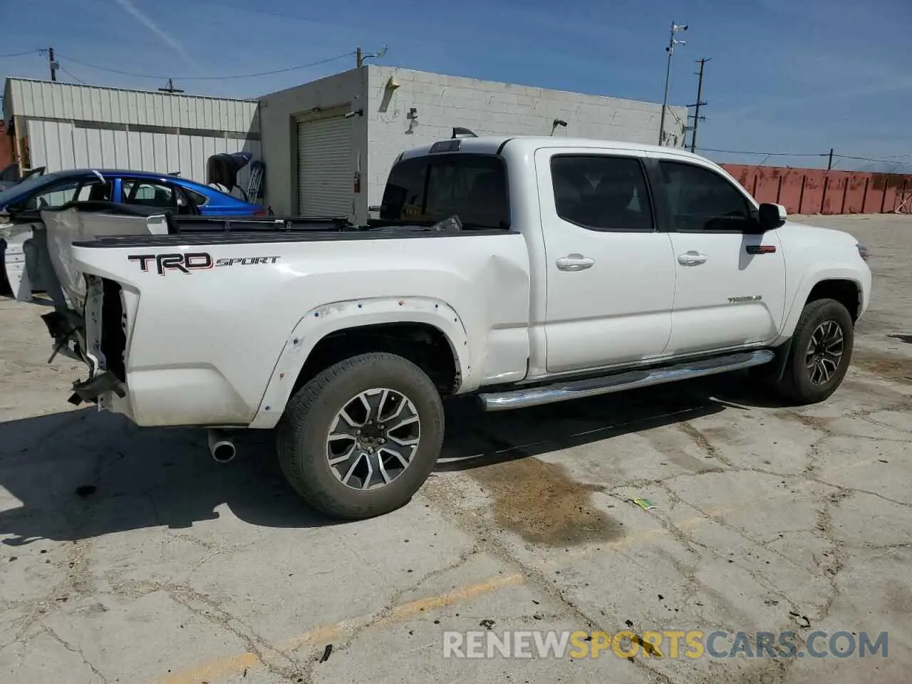 3 fotografías del automóvil dañado 3TMBZ5DN2MM028029 TOYOTA TACOMA 2021