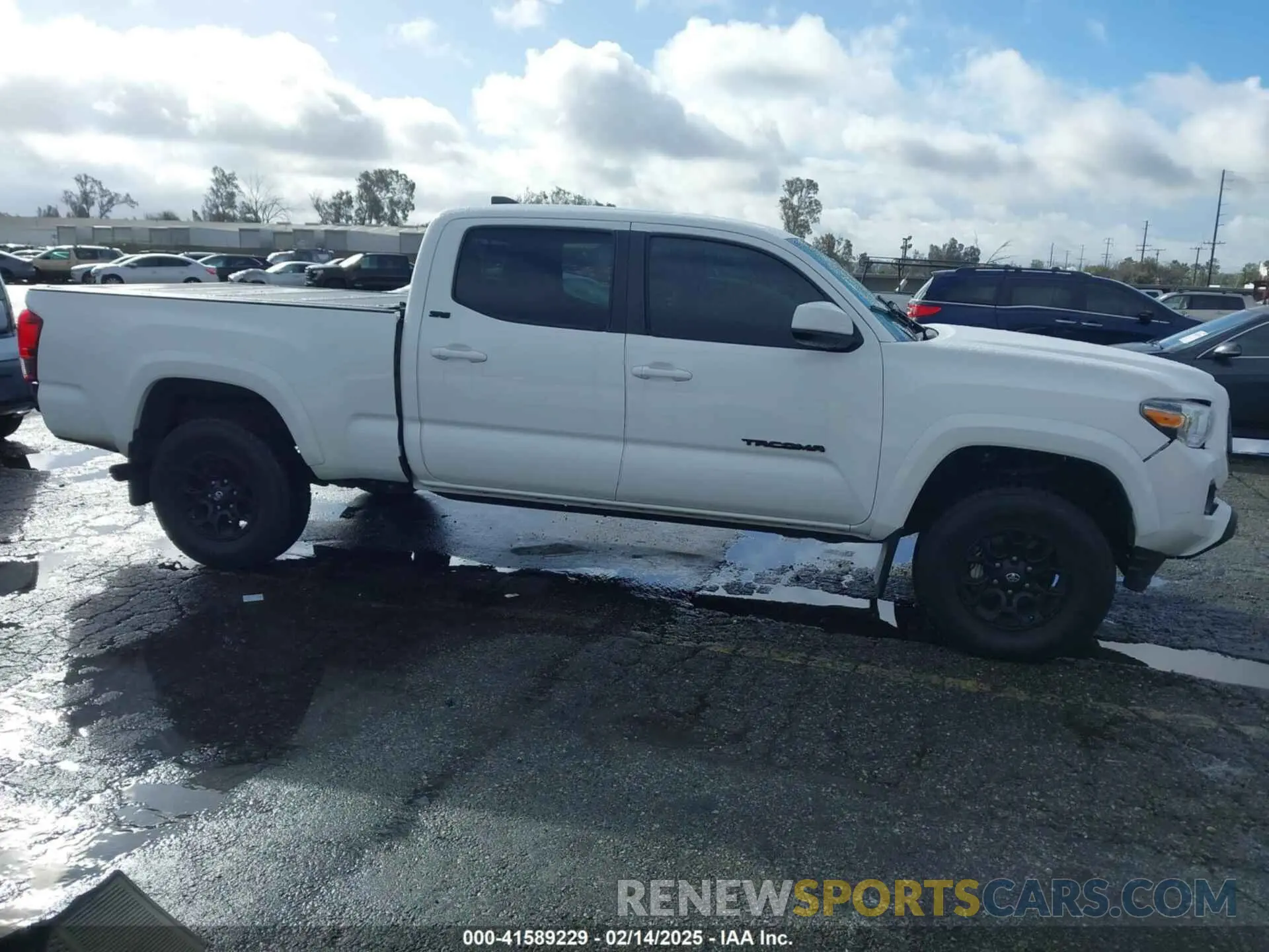 14 fotografías del automóvil dañado 3TMBZ5DN2MM030590 TOYOTA TACOMA 2021