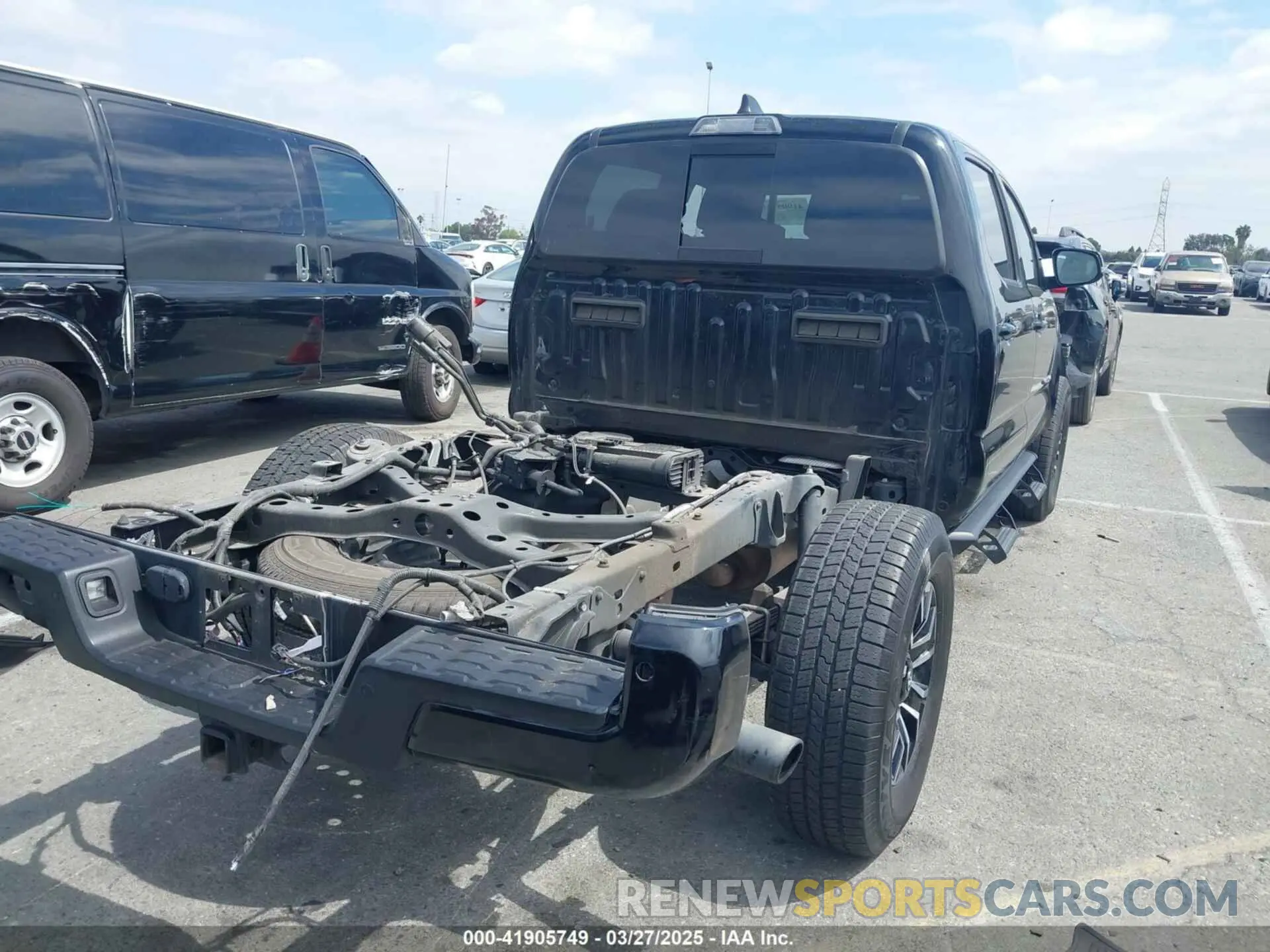 4 fotografías del automóvil dañado 3TMBZ5DN3MM031912 TOYOTA TACOMA 2021