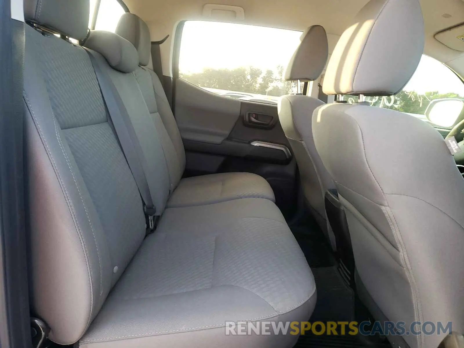 6 fotografías del automóvil dañado 3TMBZ5DN7MM028995 TOYOTA TACOMA 2021