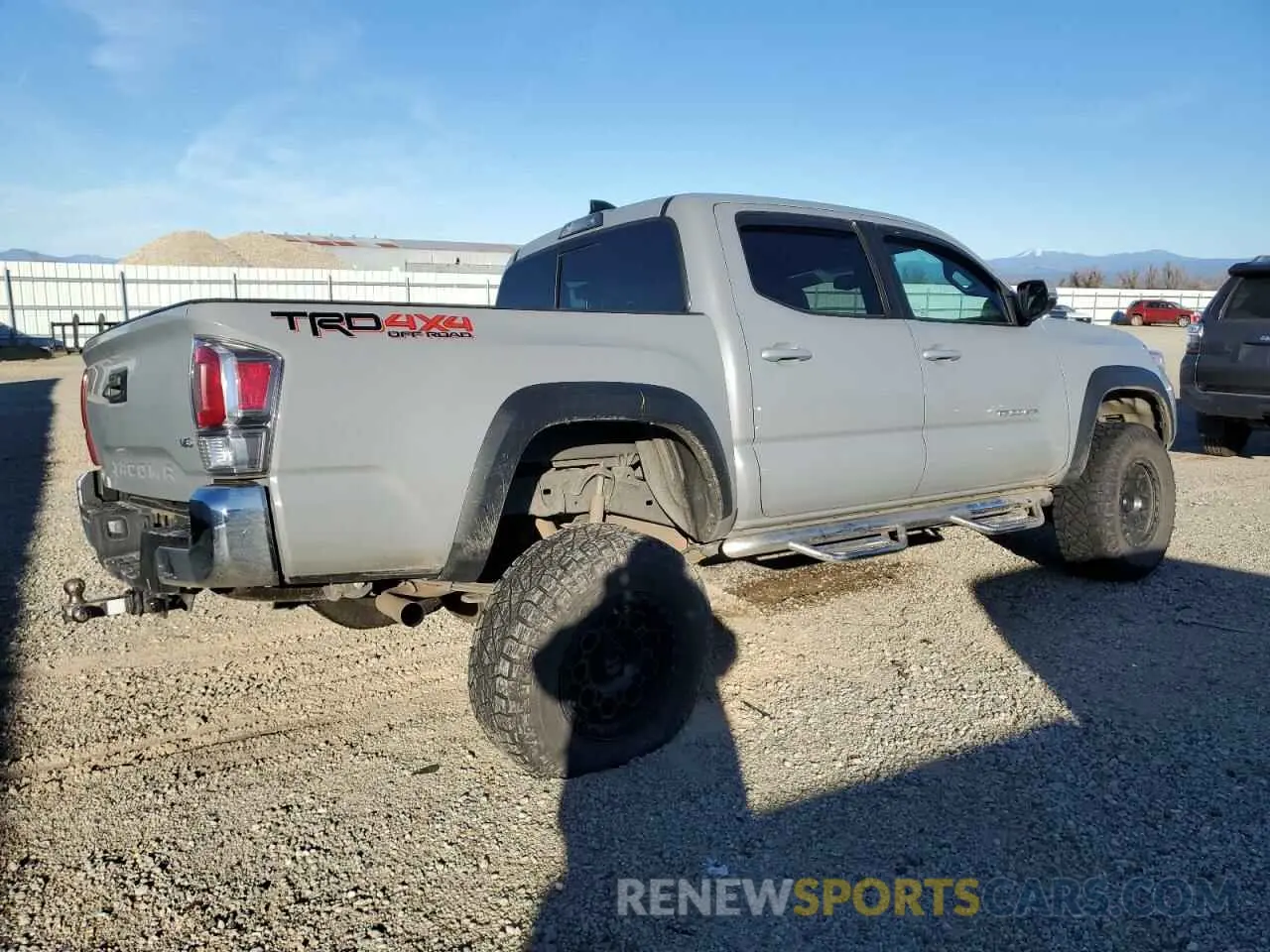 3 fotografías del automóvil dañado 3TMCZ5AN0MM387047 TOYOTA TACOMA 2021