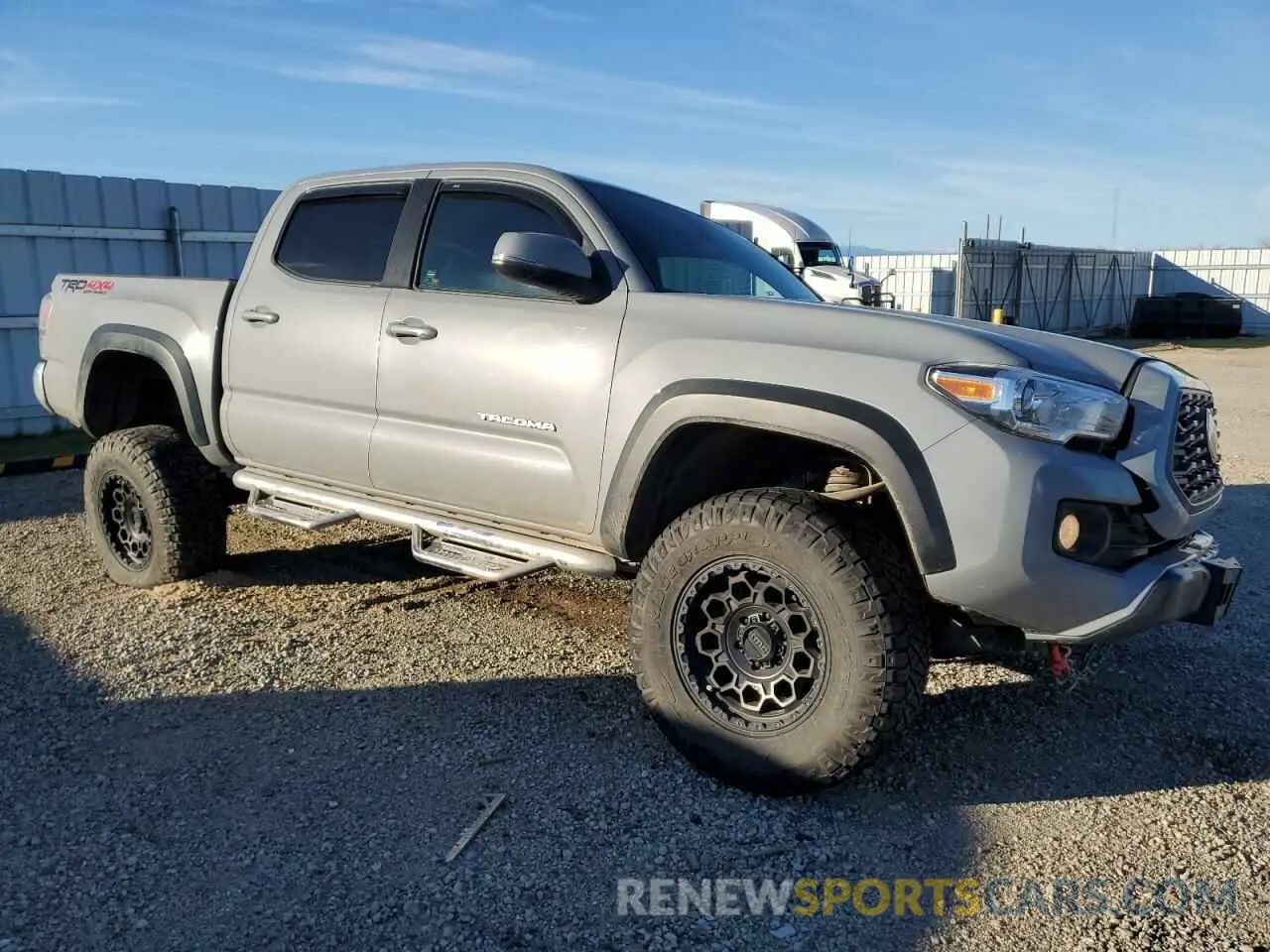 4 fotografías del automóvil dañado 3TMCZ5AN0MM387047 TOYOTA TACOMA 2021