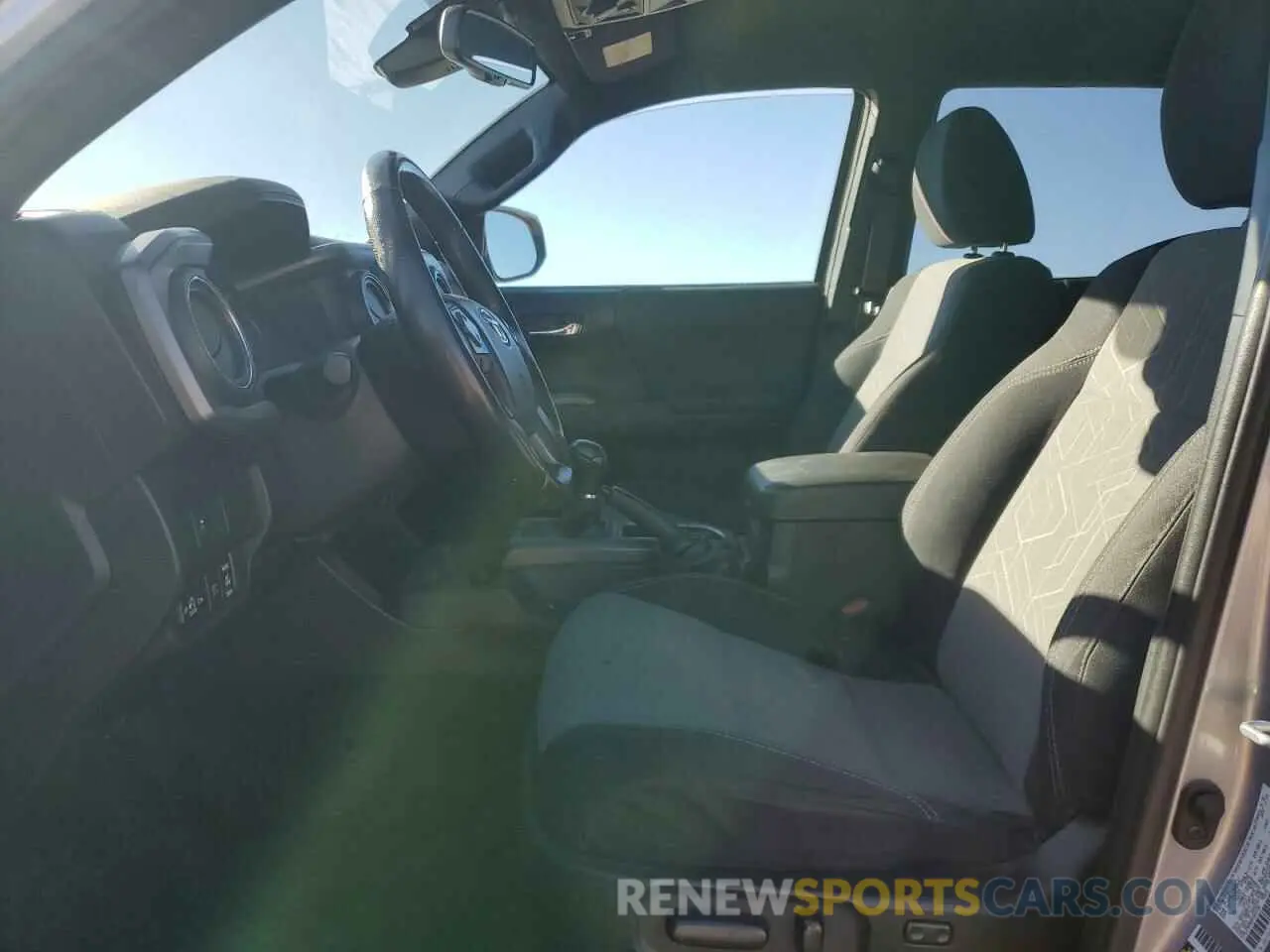 7 fotografías del automóvil dañado 3TMCZ5AN0MM389168 TOYOTA TACOMA 2021