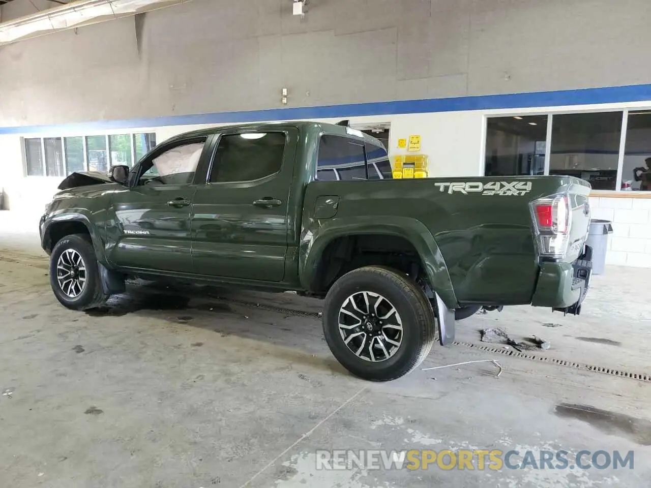 2 fotografías del automóvil dañado 3TMCZ5AN0MM394600 TOYOTA TACOMA 2021