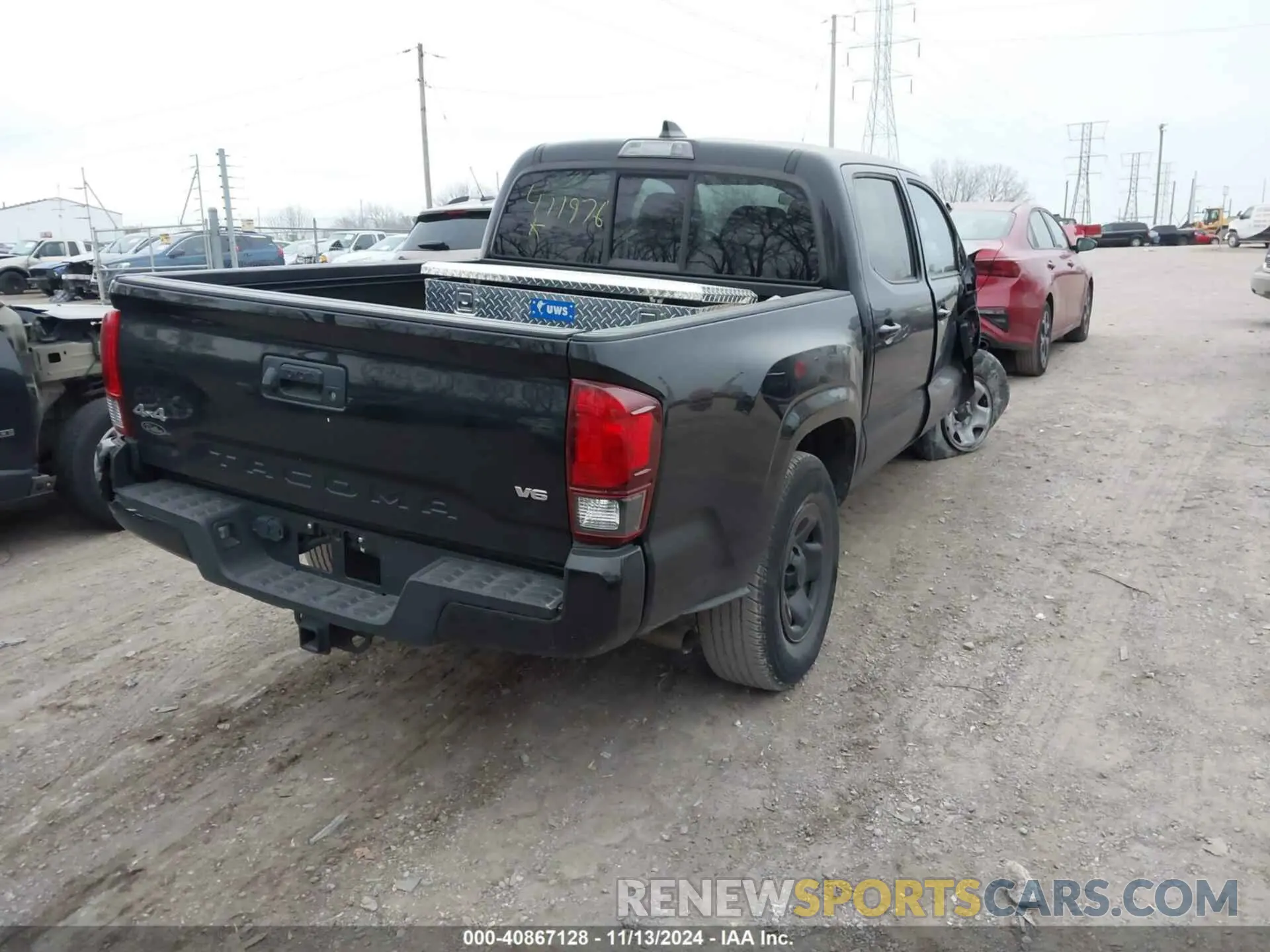 4 fotografías del automóvil dañado 3TMCZ5AN0MM411976 TOYOTA TACOMA 2021