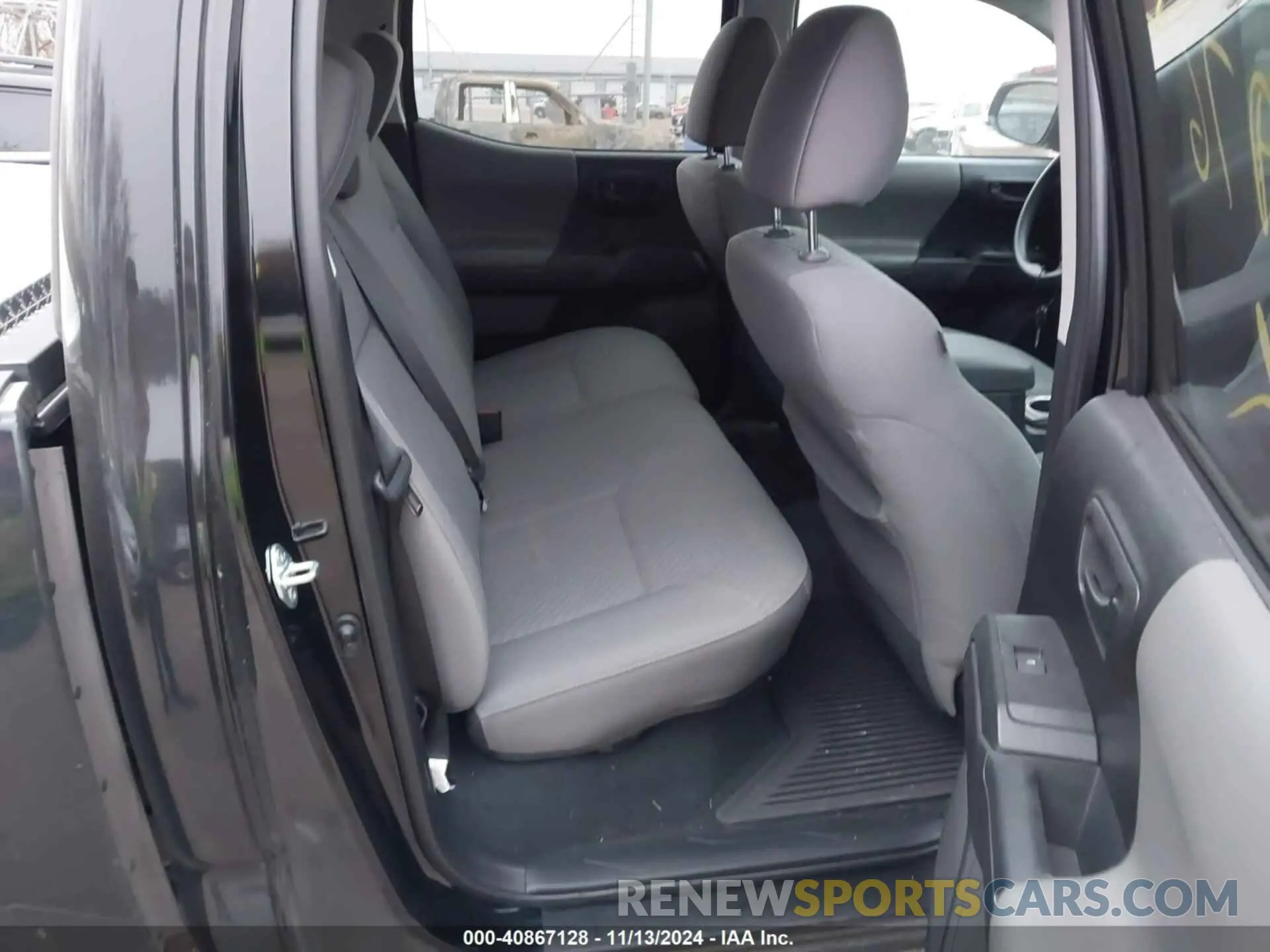 8 fotografías del automóvil dañado 3TMCZ5AN0MM411976 TOYOTA TACOMA 2021