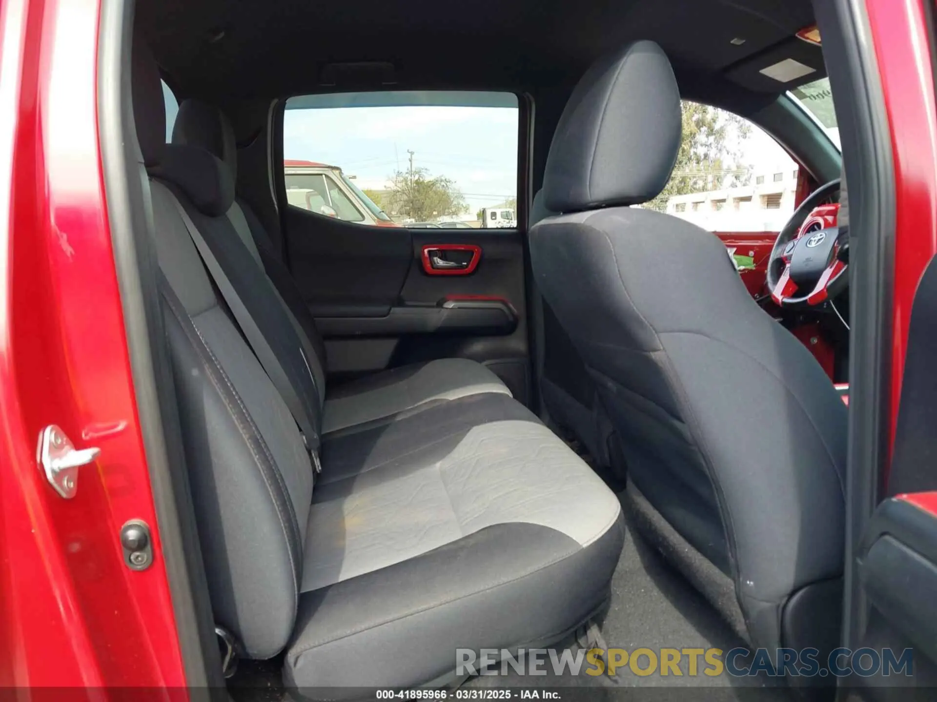 8 fotografías del automóvil dañado 3TMCZ5AN0MM416627 TOYOTA TACOMA 2021