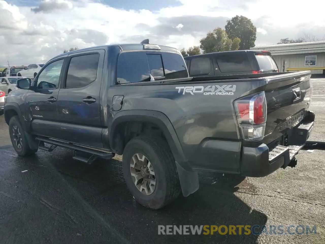 2 fotografías del automóvil dañado 3TMCZ5AN0MM427563 TOYOTA TACOMA 2021