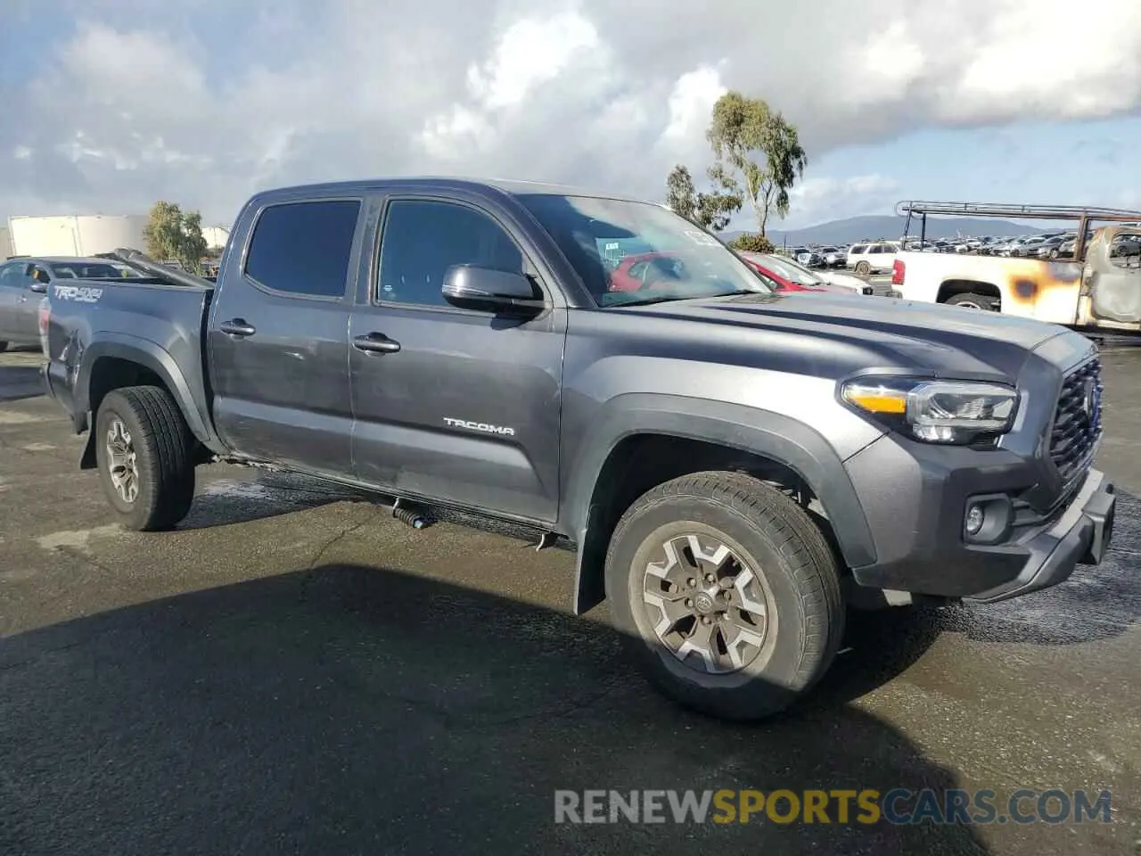 4 fotografías del automóvil dañado 3TMCZ5AN0MM427563 TOYOTA TACOMA 2021