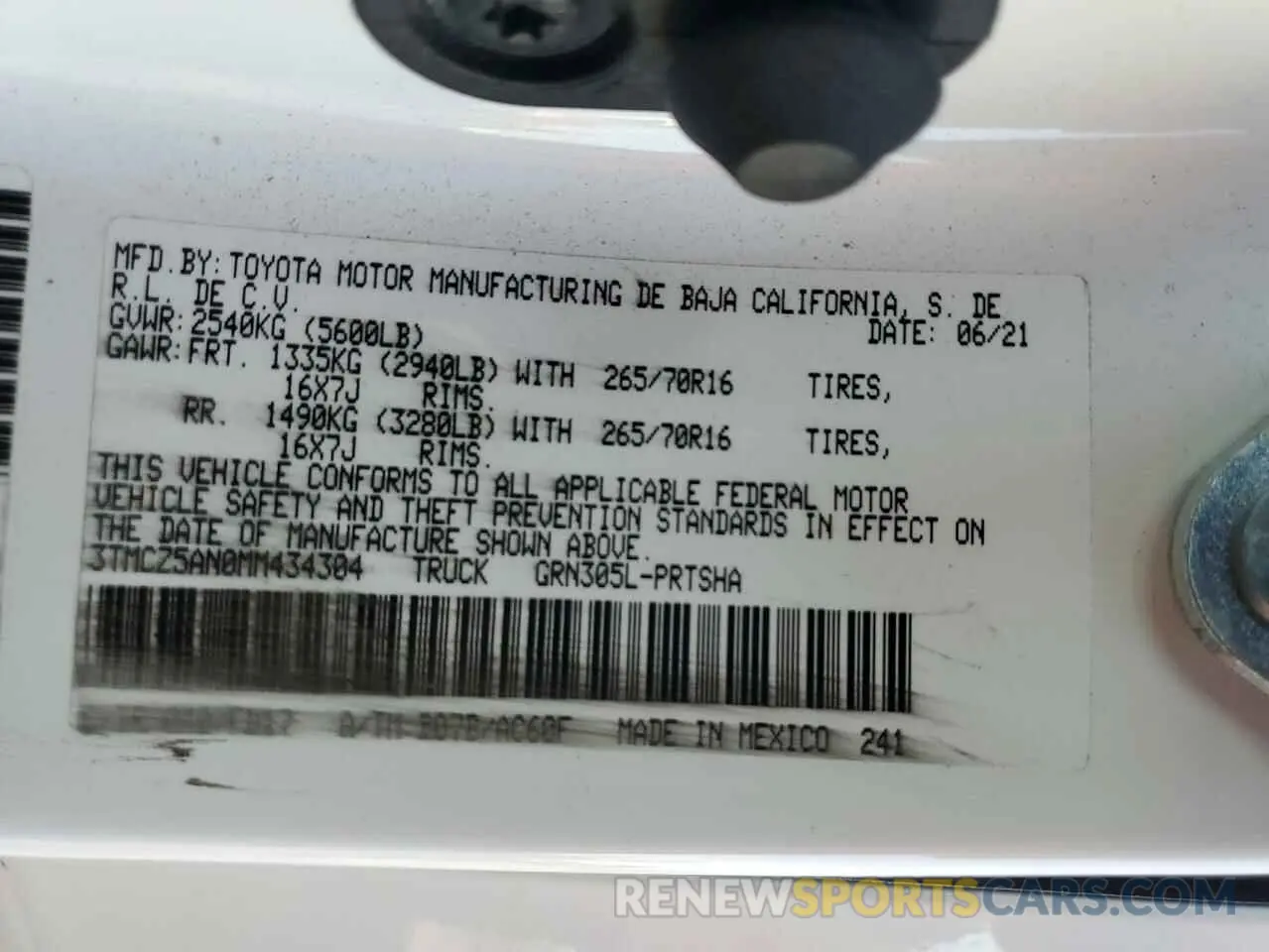 12 fotografías del automóvil dañado 3TMCZ5AN0MM434304 TOYOTA TACOMA 2021