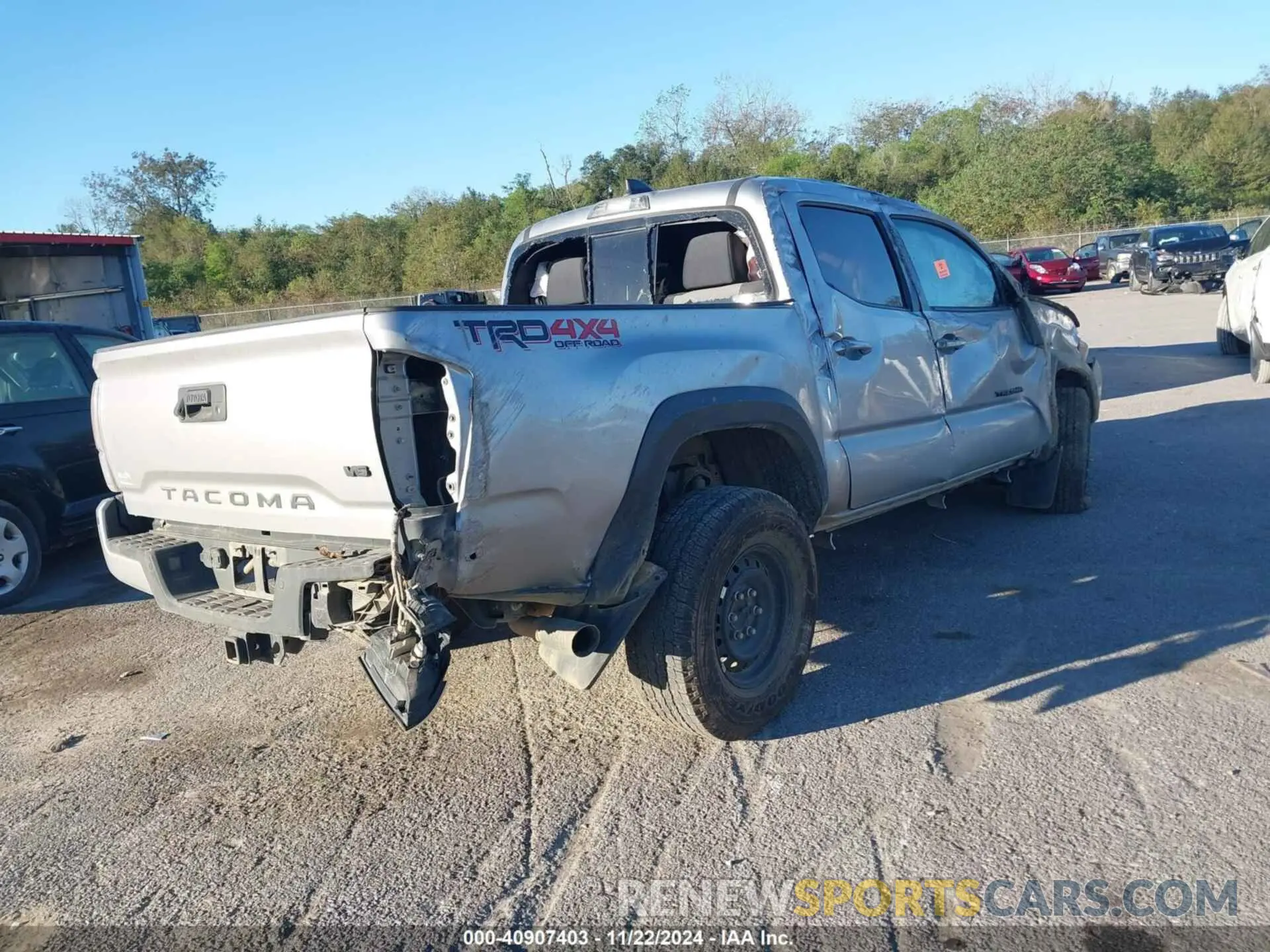 4 fotografías del automóvil dañado 3TMCZ5AN0MM436828 TOYOTA TACOMA 2021