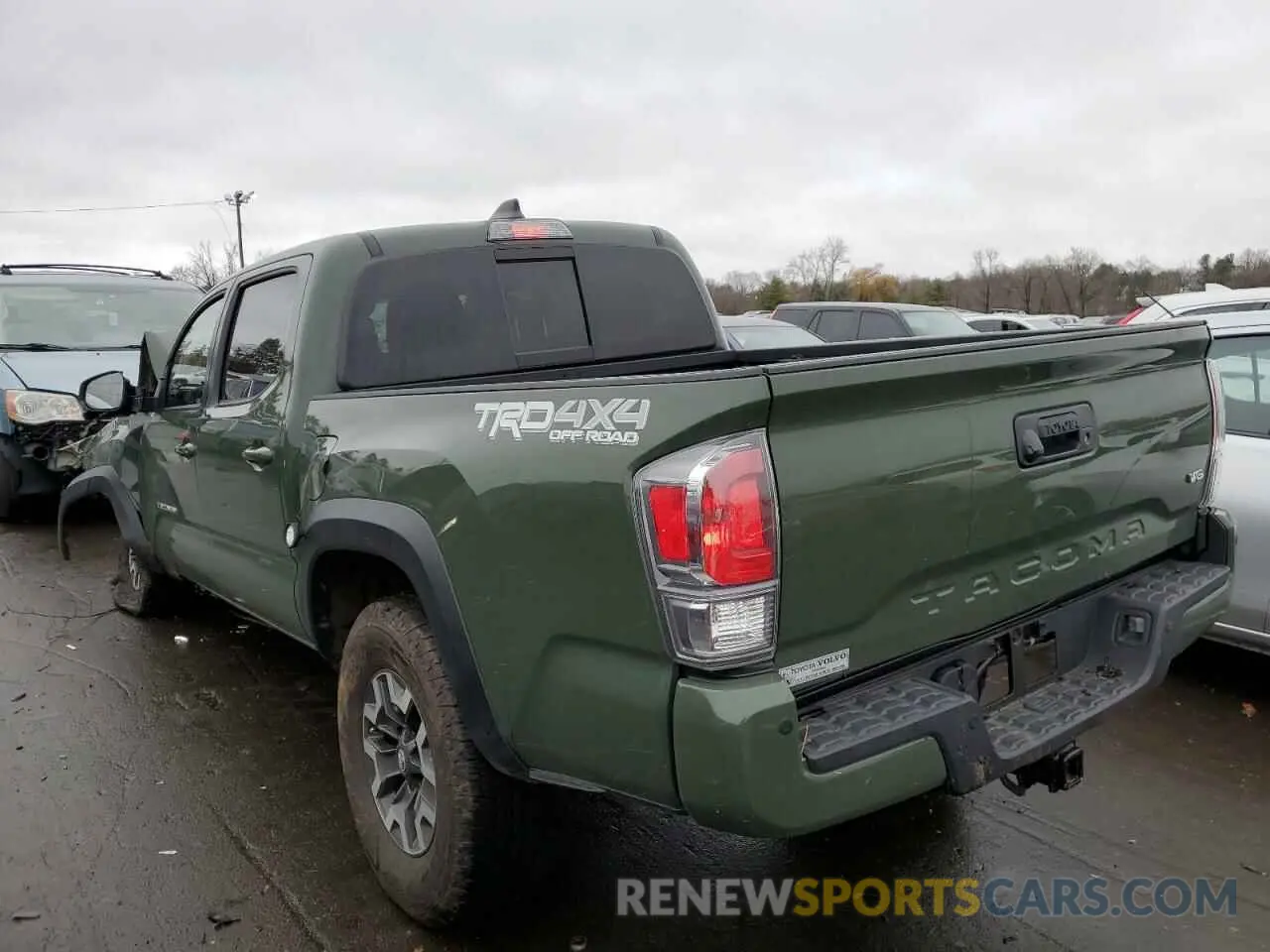 2 fotografías del automóvil dañado 3TMCZ5AN0MM437946 TOYOTA TACOMA 2021