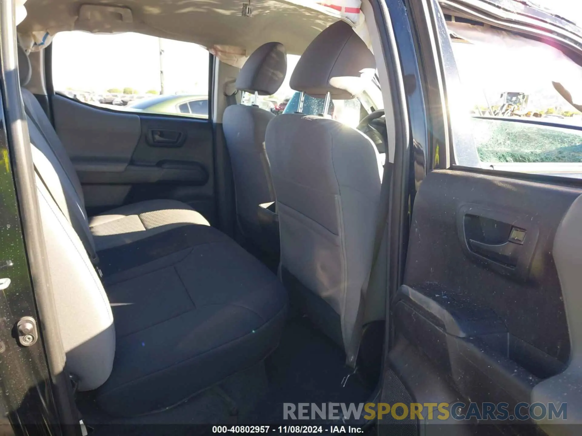 8 fotografías del automóvil dañado 3TMCZ5AN0MM440541 TOYOTA TACOMA 2021