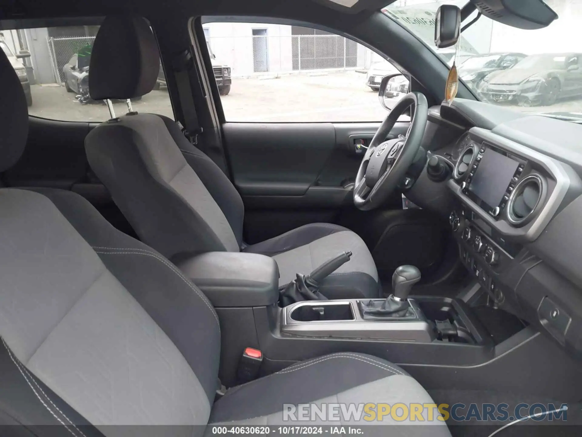 5 fotografías del automóvil dañado 3TMCZ5AN0MM451426 TOYOTA TACOMA 2021