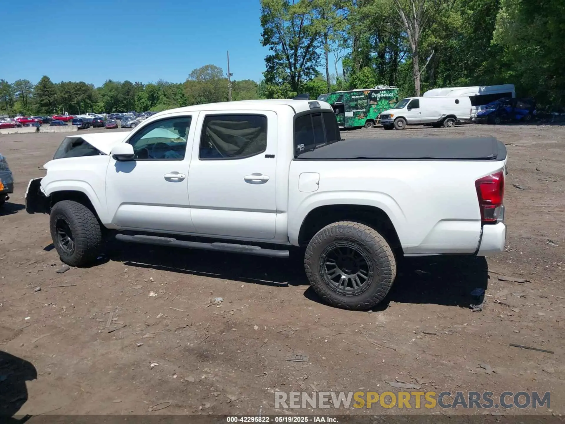 14 fotografías del automóvil dañado 3TMCZ5AN1MM388756 TOYOTA TACOMA 2021