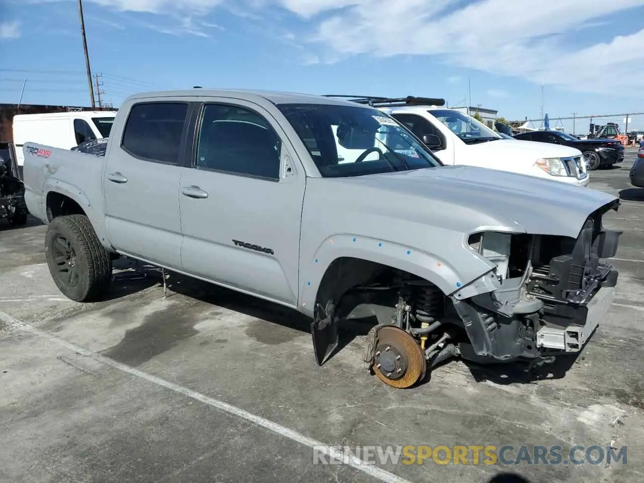 4 fotografías del automóvil dañado 3TMCZ5AN1MM418872 TOYOTA TACOMA 2021