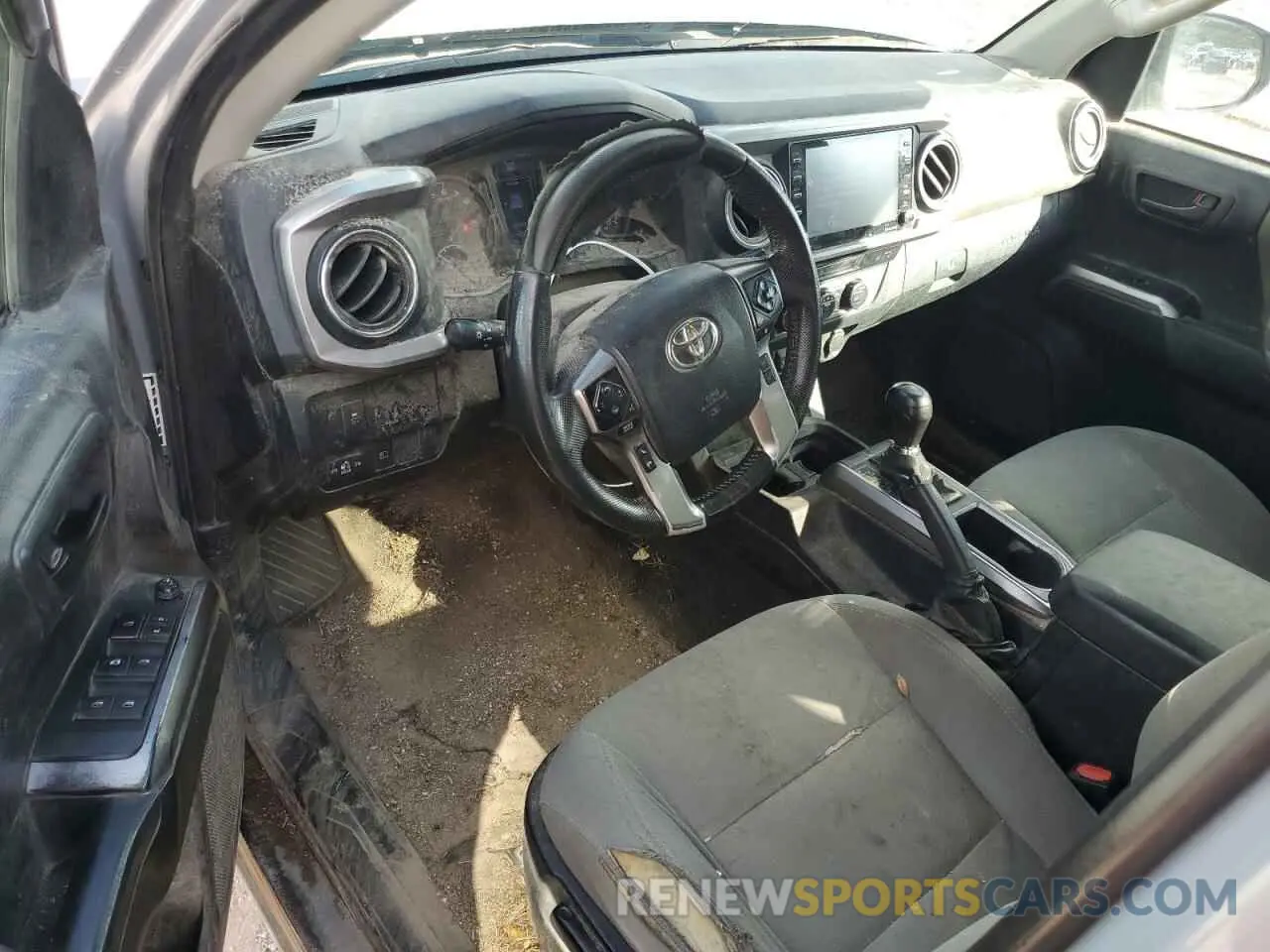 8 fotografías del automóvil dañado 3TMCZ5AN2MM372470 TOYOTA TACOMA 2021