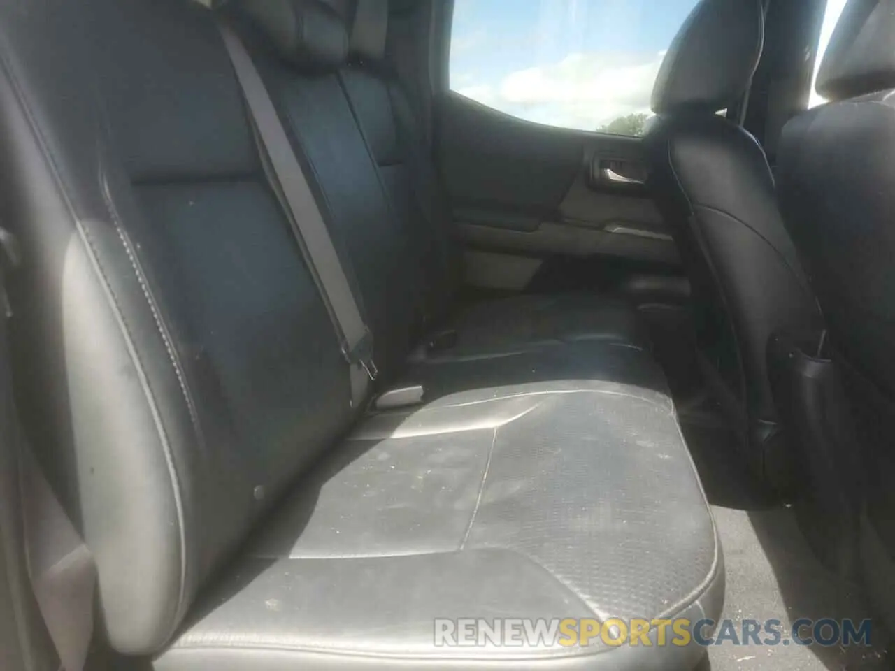 10 fotografías del automóvil dañado 3TMCZ5AN2MM374106 TOYOTA TACOMA 2021