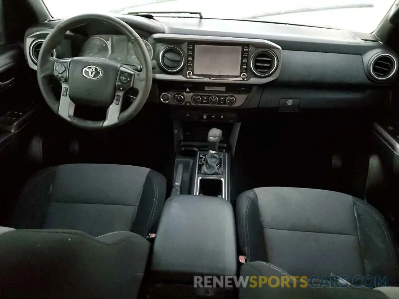 8 fotografías del automóvil dañado 3TMCZ5AN2MM395943 TOYOTA TACOMA 2021