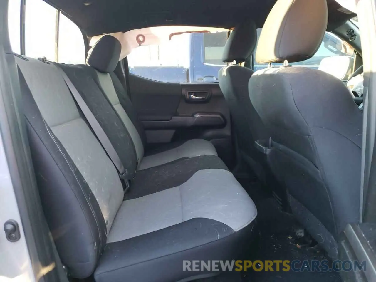 10 fotografías del automóvil dañado 3TMCZ5AN2MM411350 TOYOTA TACOMA 2021