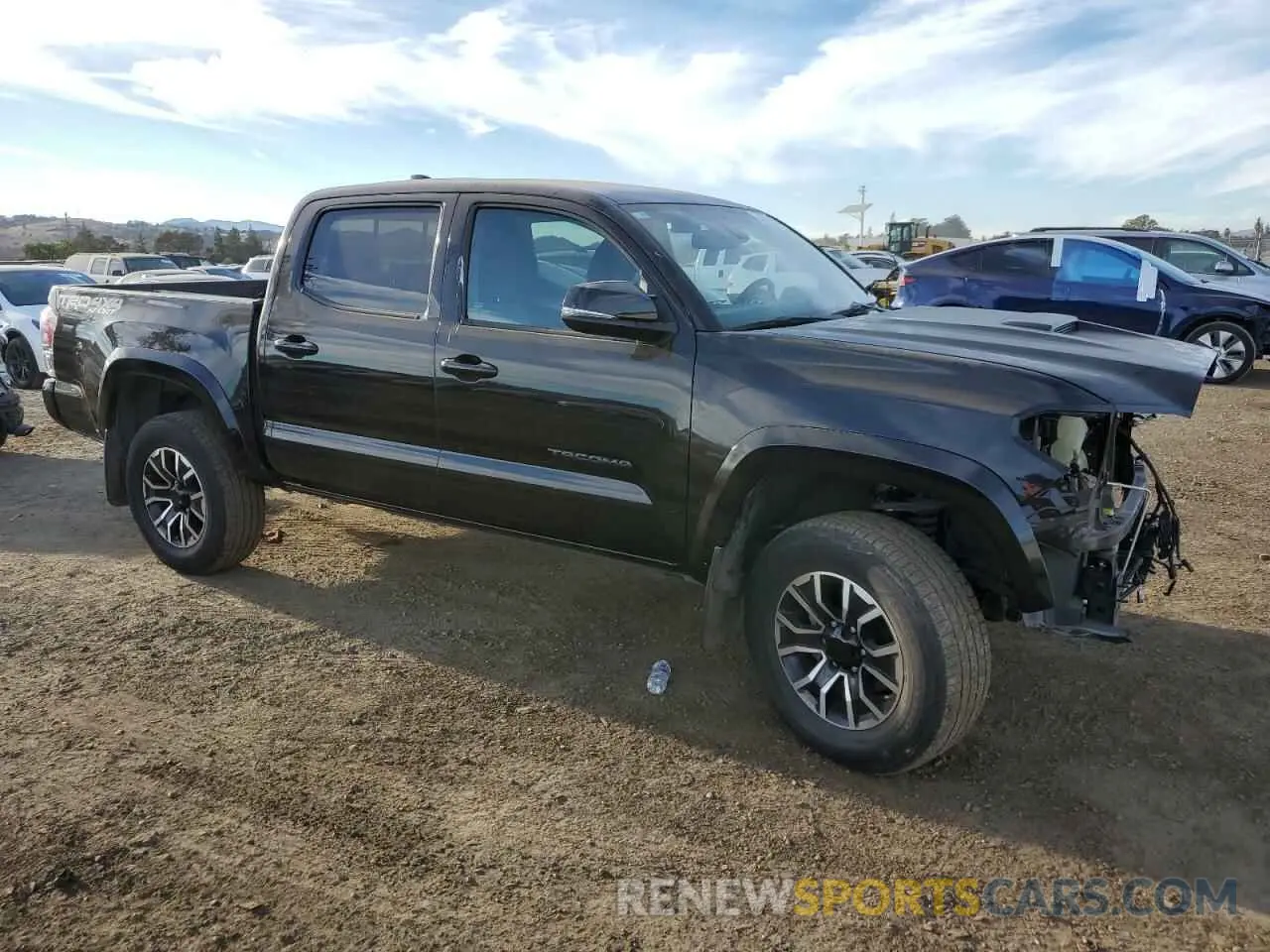 4 fotografías del automóvil dañado 3TMCZ5AN3MM375751 TOYOTA TACOMA 2021