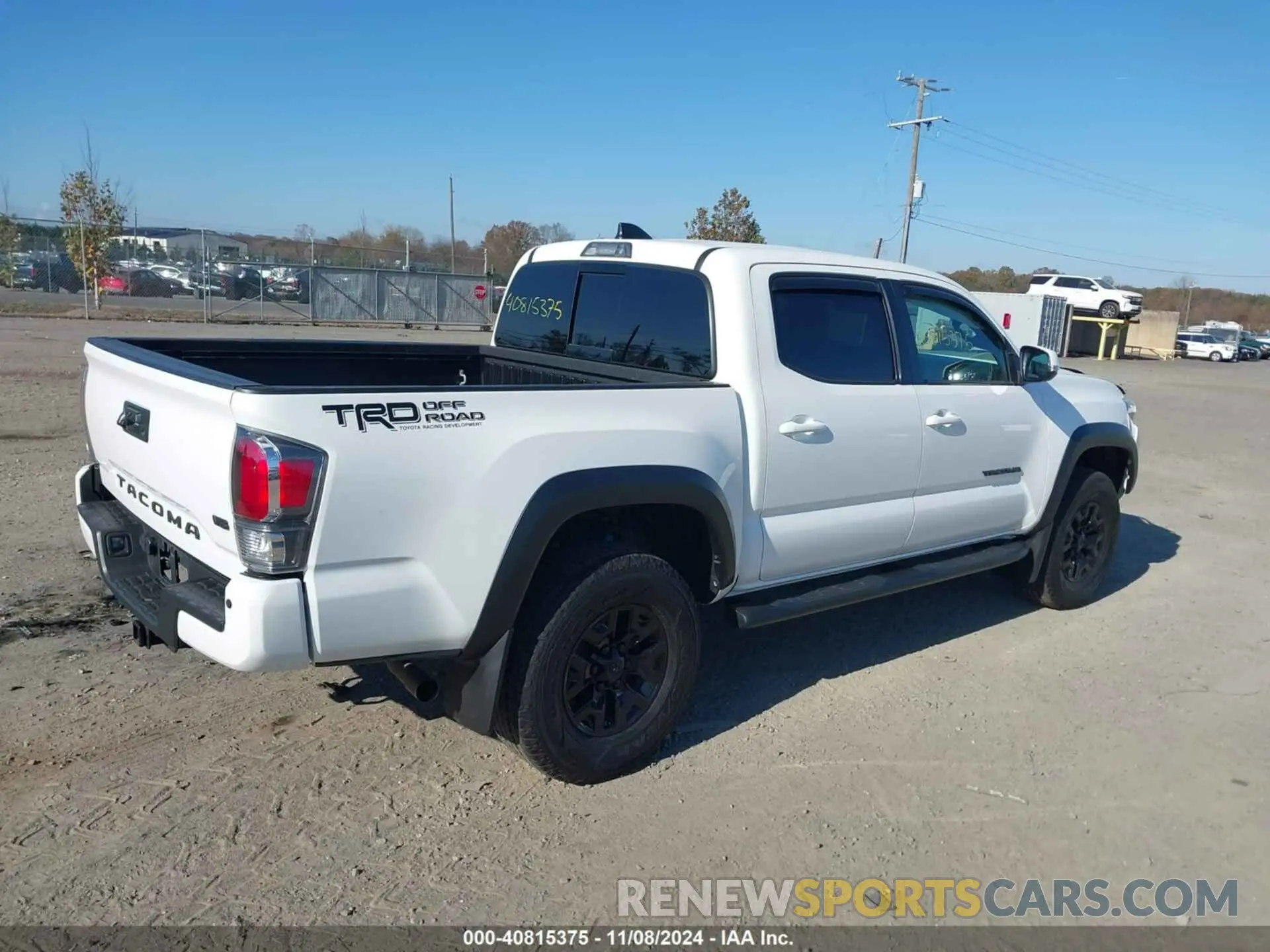 4 fotografías del automóvil dañado 3TMCZ5AN3MM395708 TOYOTA TACOMA 2021