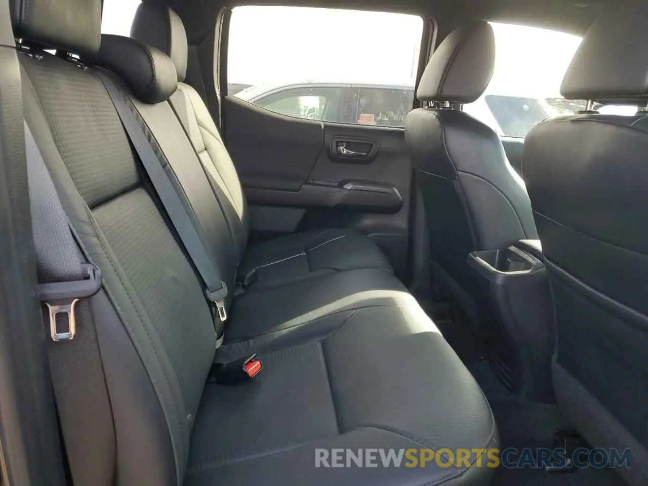 10 fotografías del automóvil dañado 3TMCZ5AN3MM406982 TOYOTA TACOMA 2021