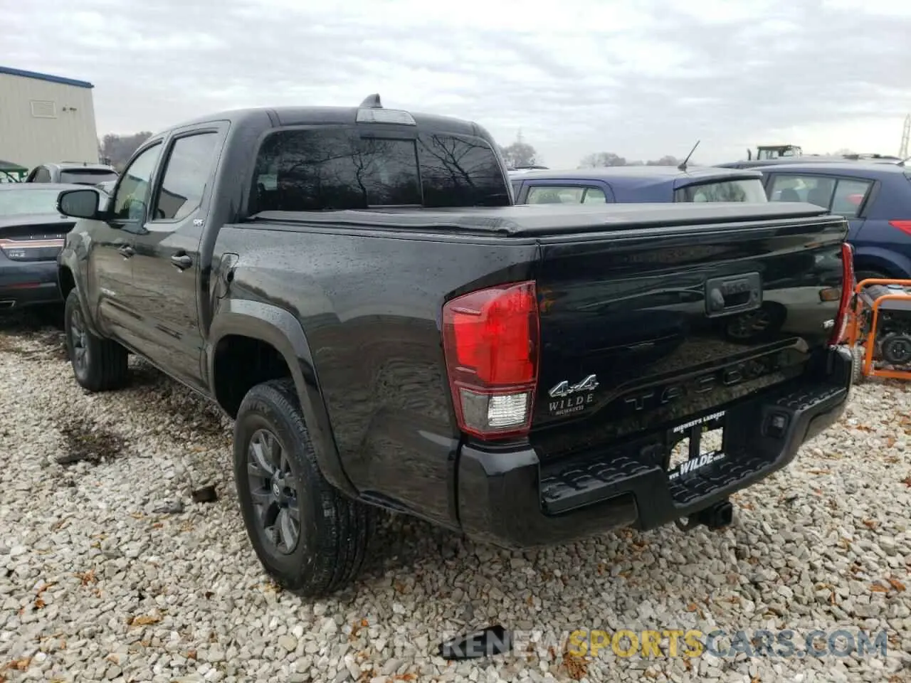 3 fotografías del automóvil dañado 3TMCZ5AN3MM410160 TOYOTA TACOMA 2021