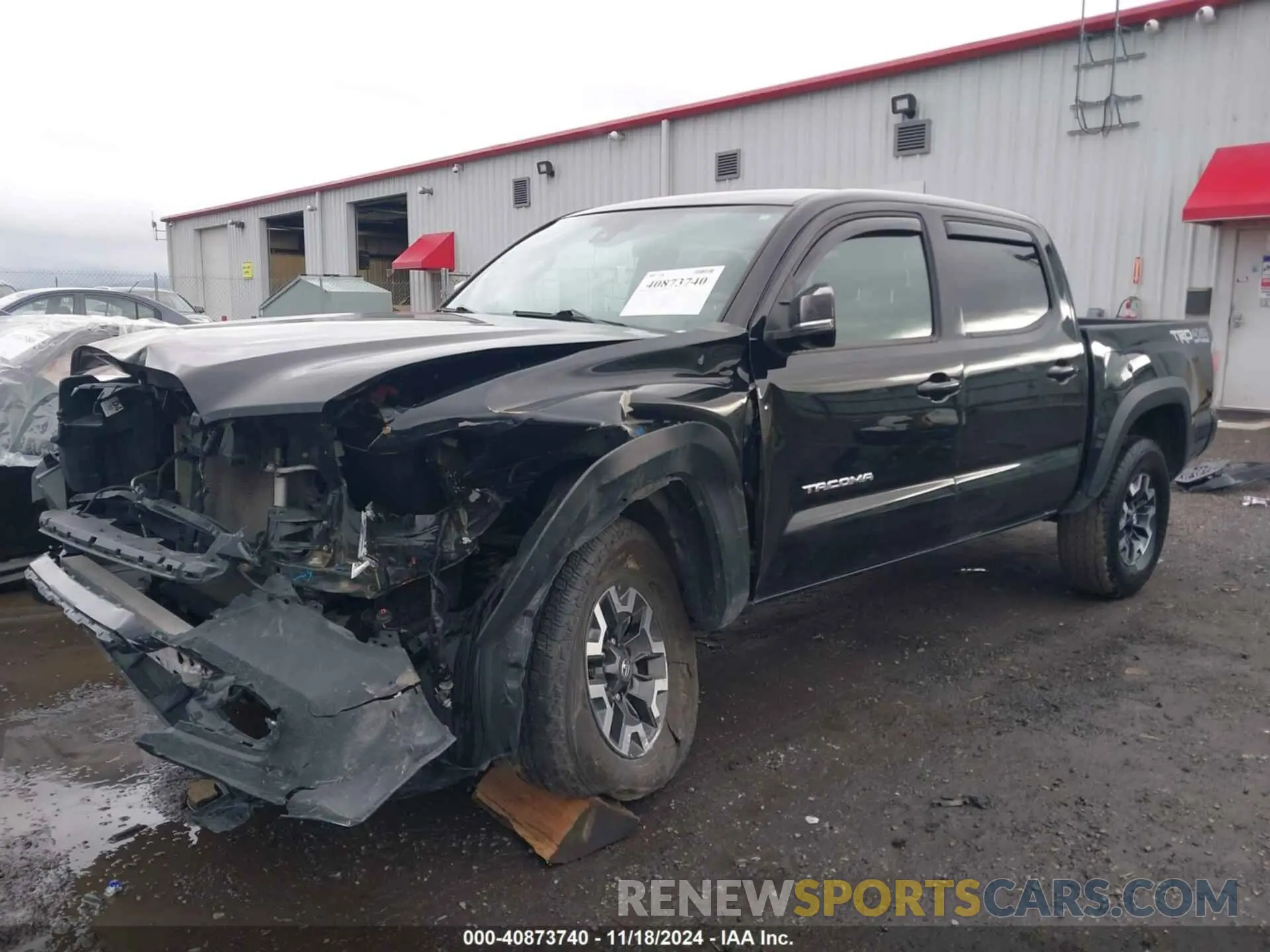 2 fotografías del automóvil dañado 3TMCZ5AN3MM421594 TOYOTA TACOMA 2021