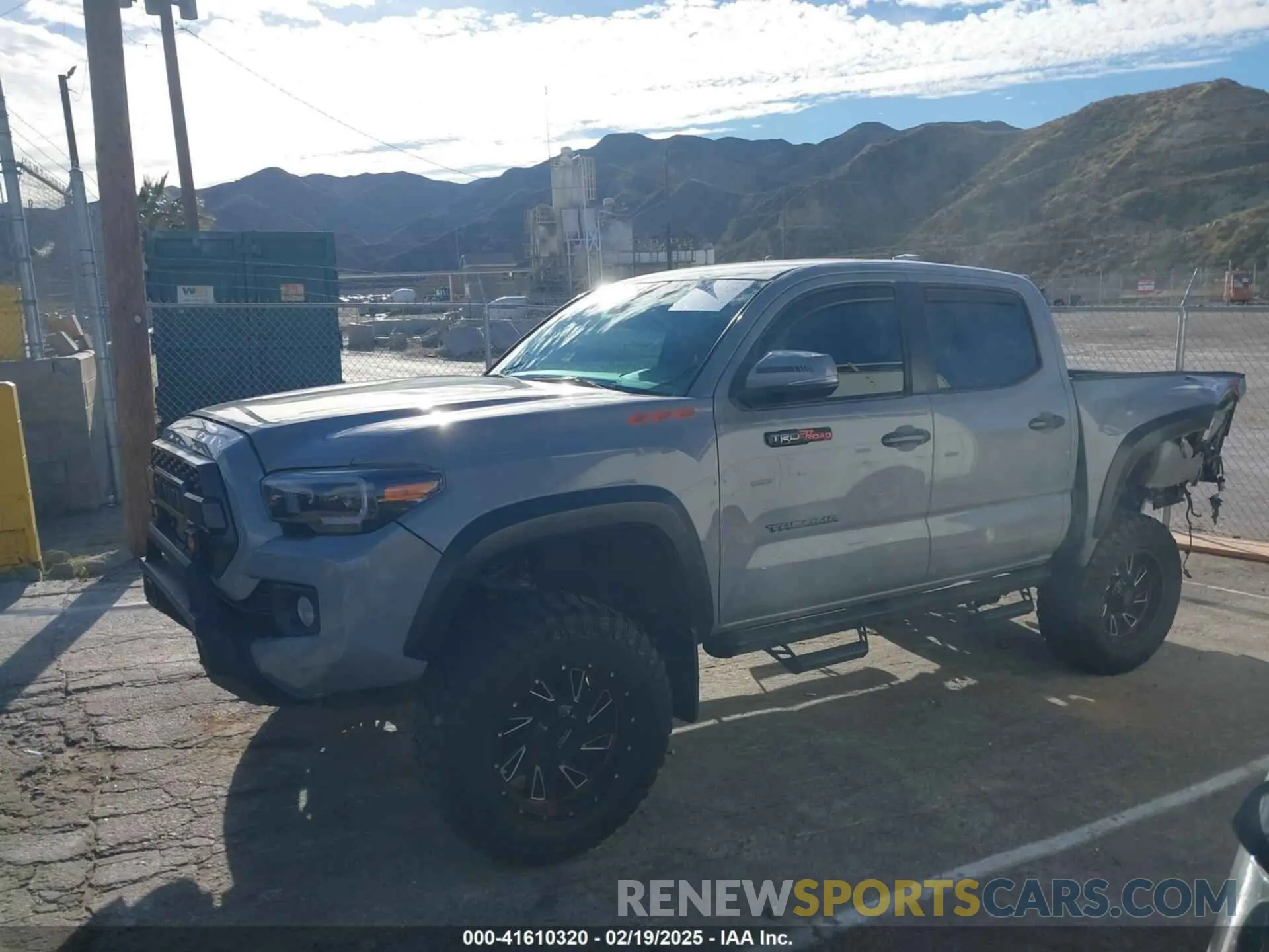 14 fotografías del automóvil dañado 3TMCZ5AN3MM425497 TOYOTA TACOMA 2021