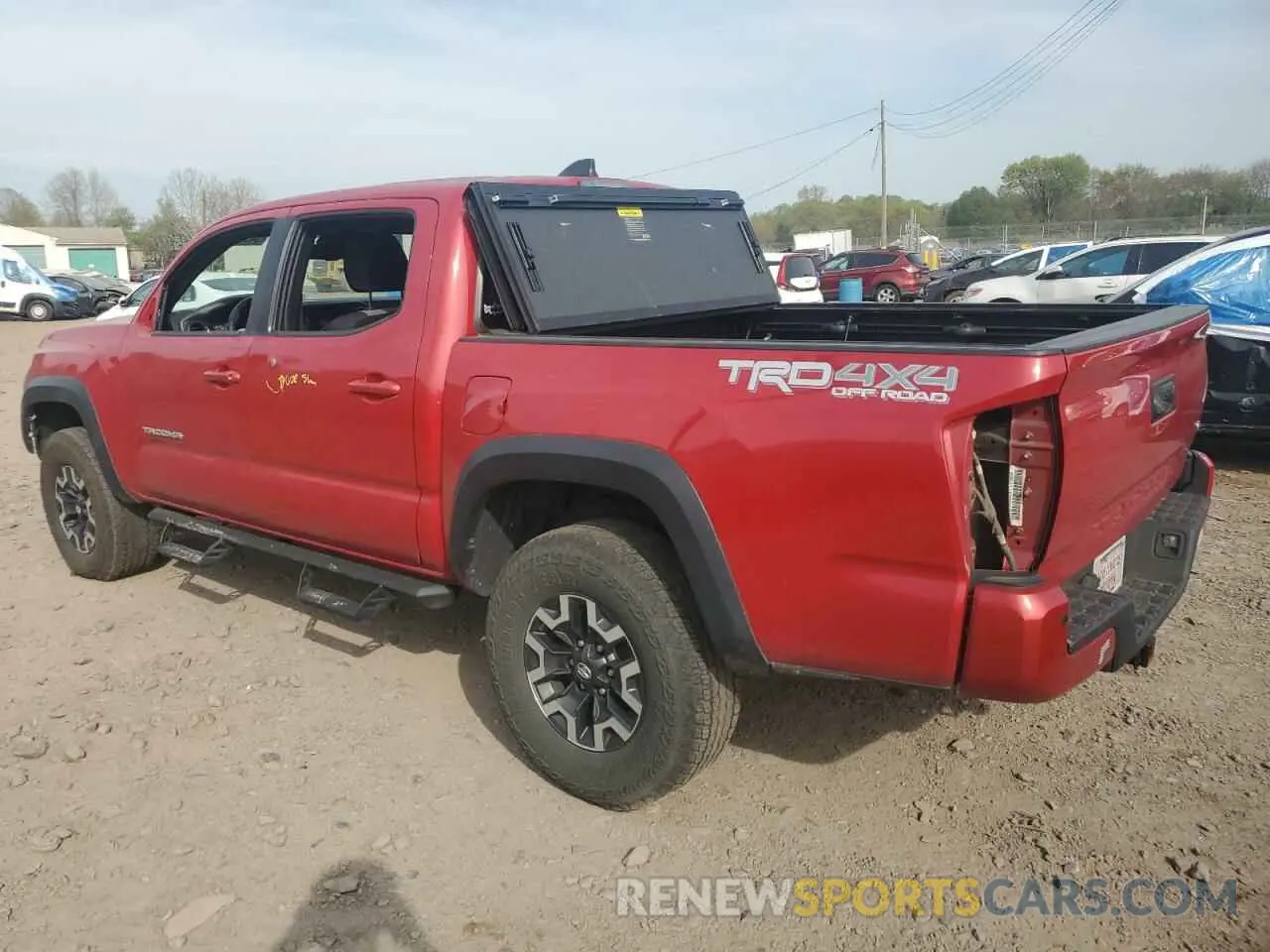 2 fotografías del automóvil dañado 3TMCZ5AN4MM394406 TOYOTA TACOMA 2021
