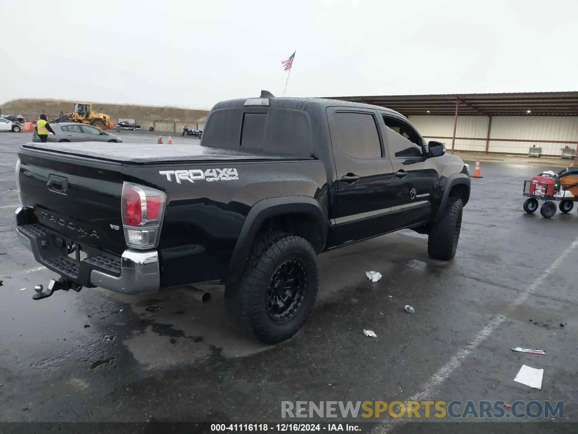 4 fotografías del automóvil dañado 3TMCZ5AN4MM411415 TOYOTA TACOMA 2021
