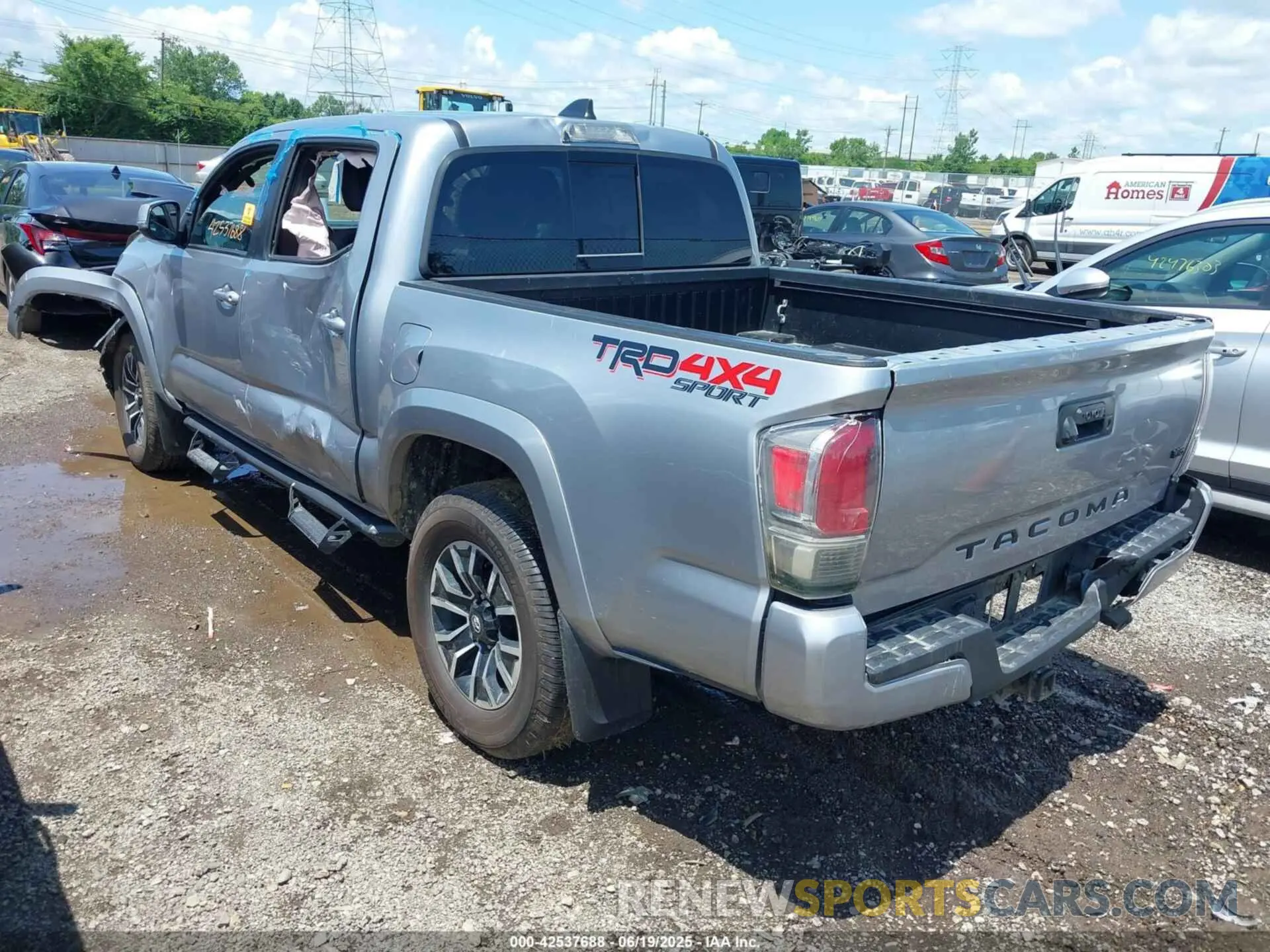 3 fotografías del automóvil dañado 3TMCZ5AN4MM413309 TOYOTA TACOMA 2021