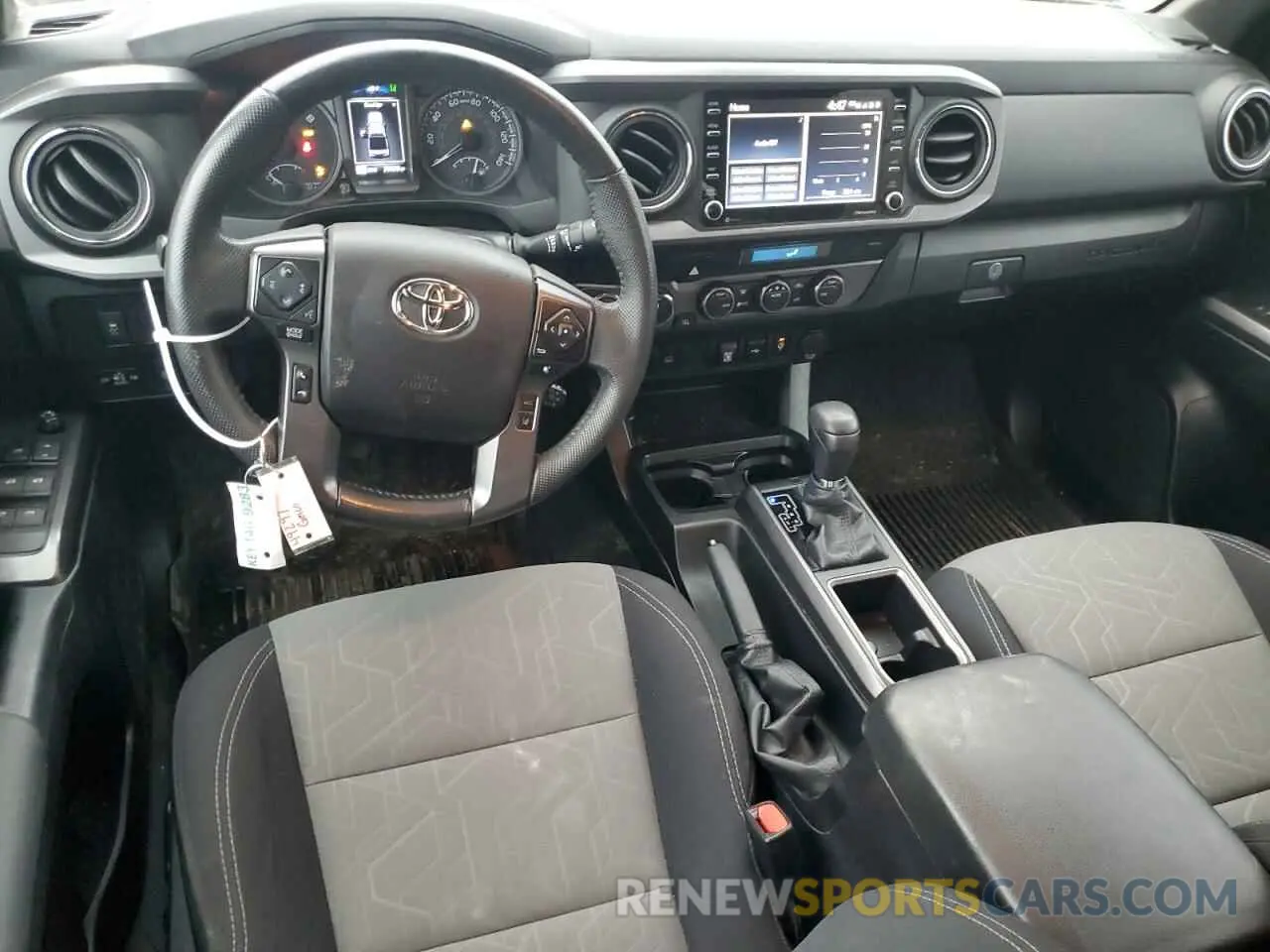 8 fotografías del automóvil dañado 3TMCZ5AN4MM431874 TOYOTA TACOMA 2021