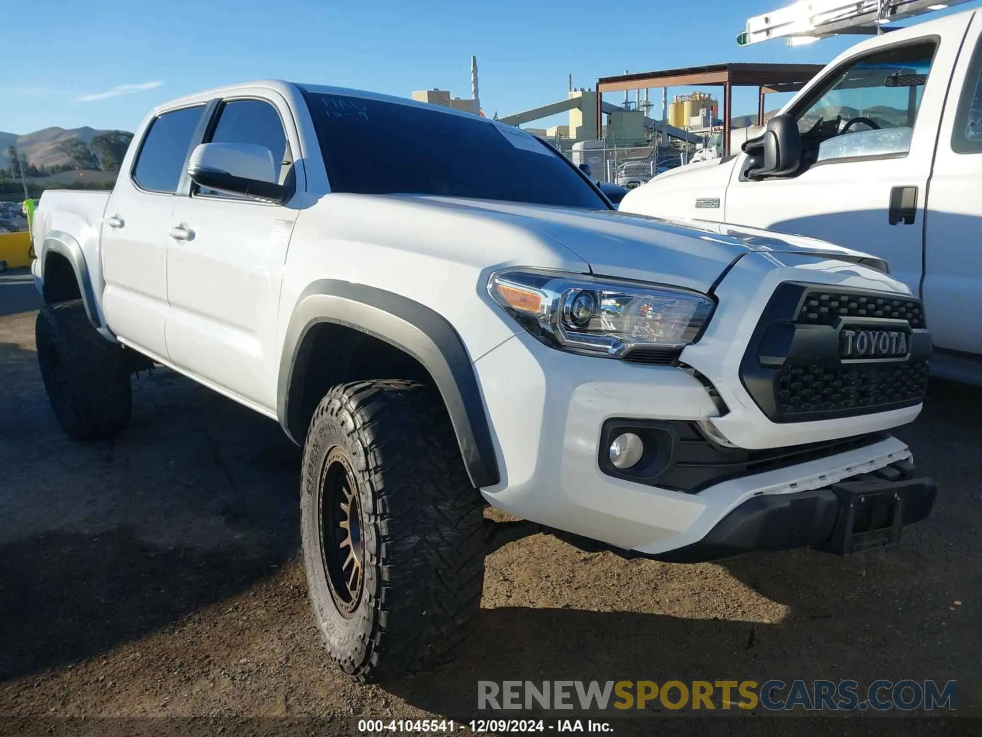 1 fotografías del automóvil dañado 3TMCZ5AN4MM441840 TOYOTA TACOMA 2021