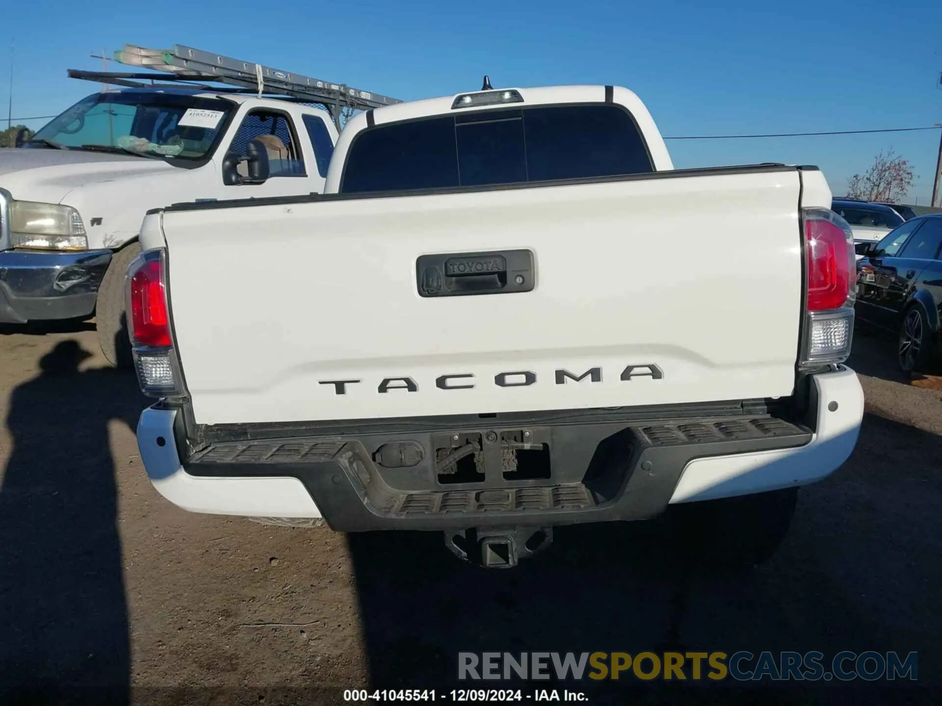 16 fotografías del automóvil dañado 3TMCZ5AN4MM441840 TOYOTA TACOMA 2021