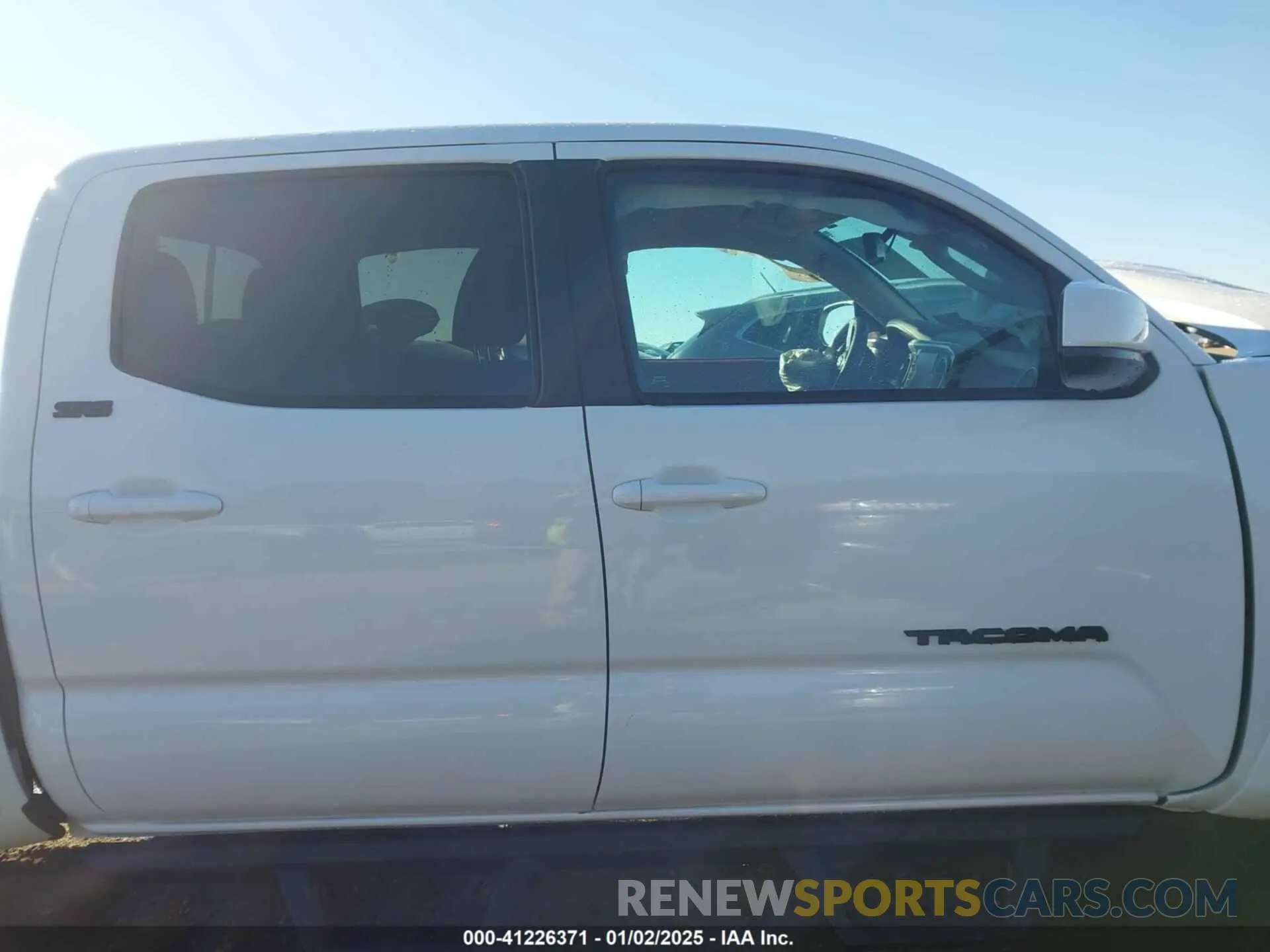 12 fotografías del automóvil dañado 3TMCZ5AN4MM442230 TOYOTA TACOMA 2021