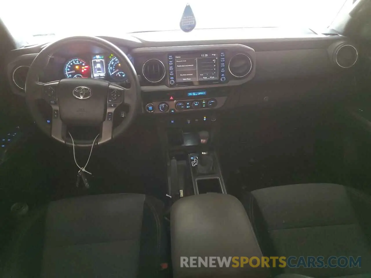 8 fotografías del automóvil dañado 3TMCZ5AN4MM451462 TOYOTA TACOMA 2021