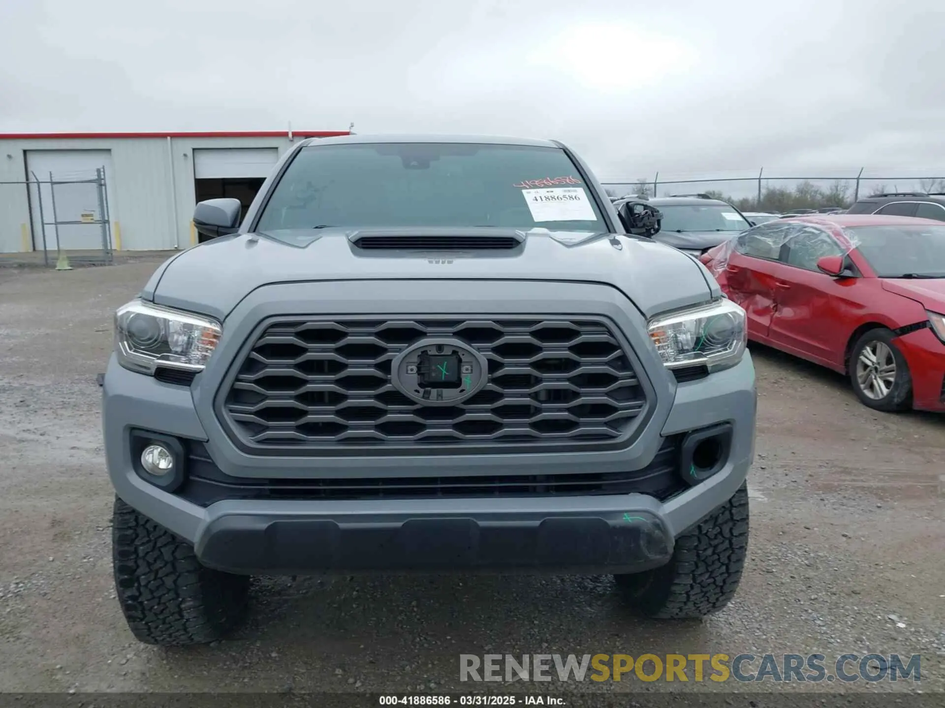 12 fotografías del automóvil dañado 3TMCZ5AN5MM372821 TOYOTA TACOMA 2021