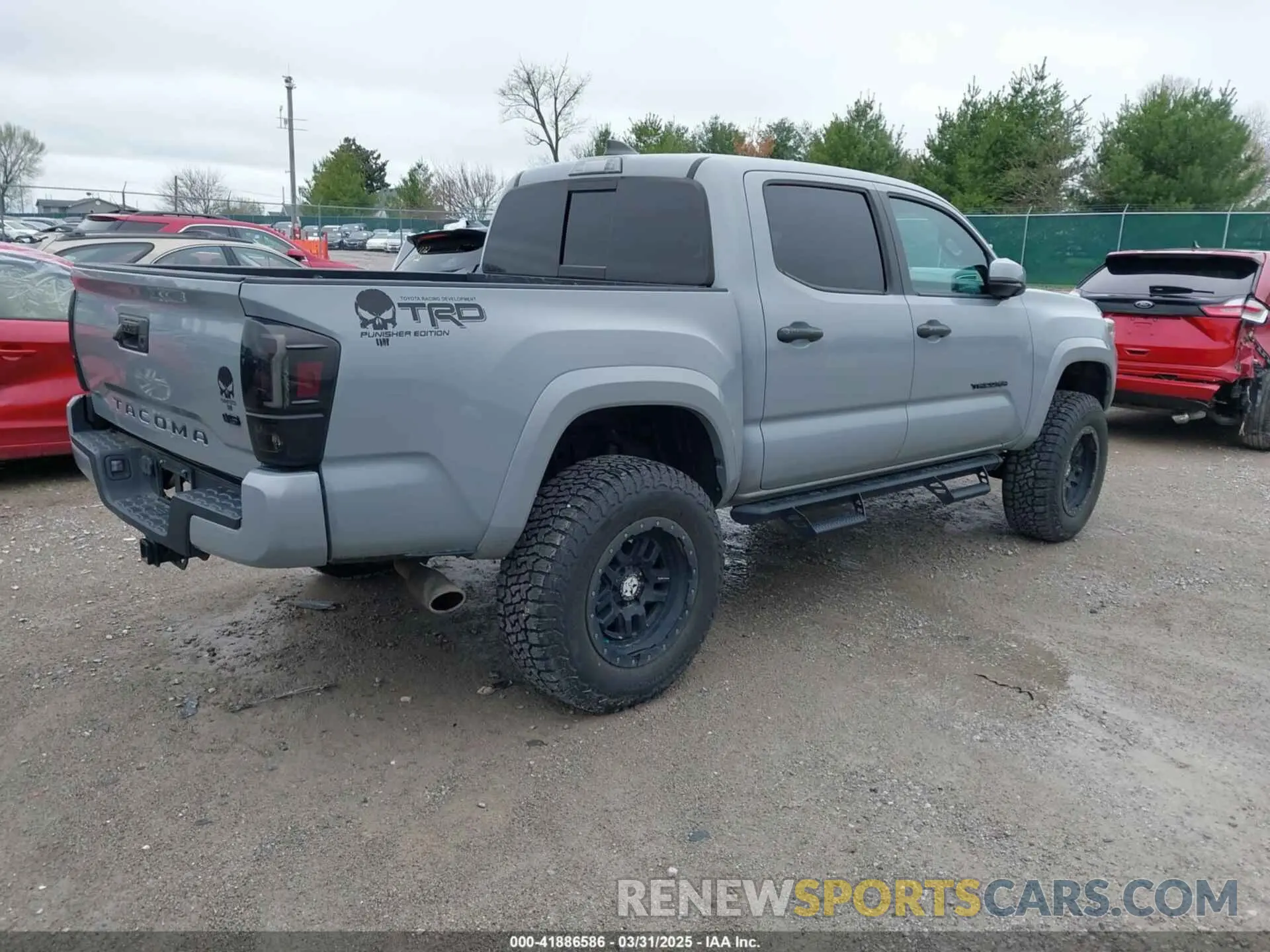 4 fotografías del automóvil dañado 3TMCZ5AN5MM372821 TOYOTA TACOMA 2021