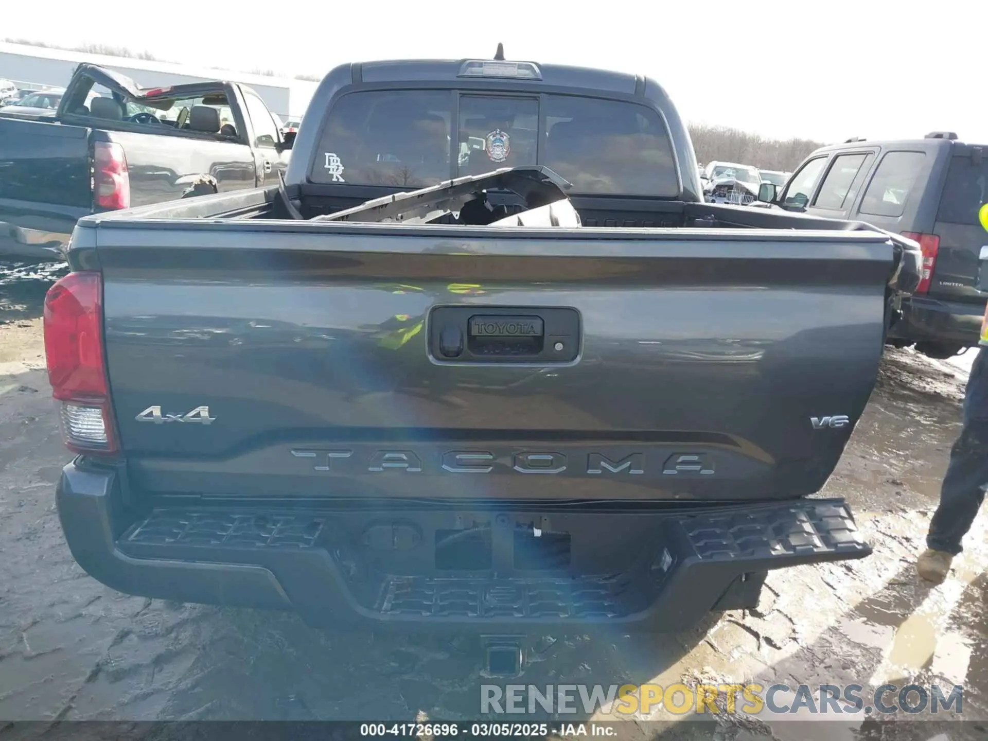 17 fotografías del automóvil dañado 3TMCZ5AN5MM377663 TOYOTA TACOMA 2021
