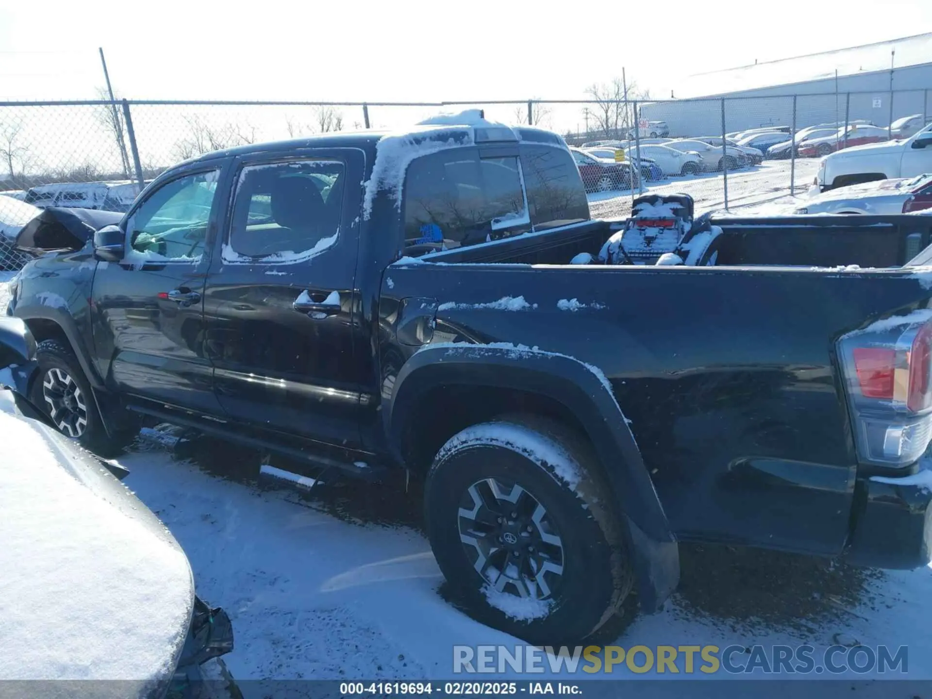 14 fotografías del automóvil dañado 3TMCZ5AN5MM410340 TOYOTA TACOMA 2021