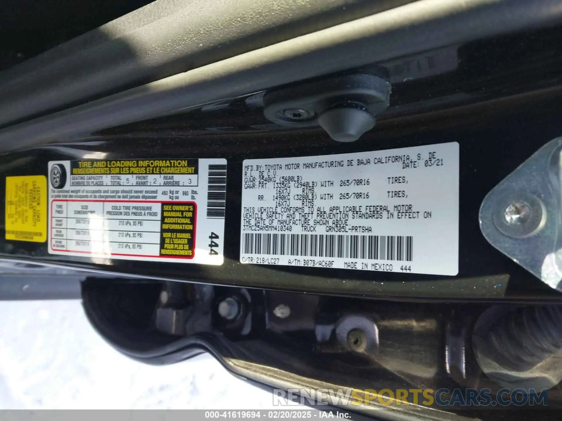 9 fotografías del automóvil dañado 3TMCZ5AN5MM410340 TOYOTA TACOMA 2021
